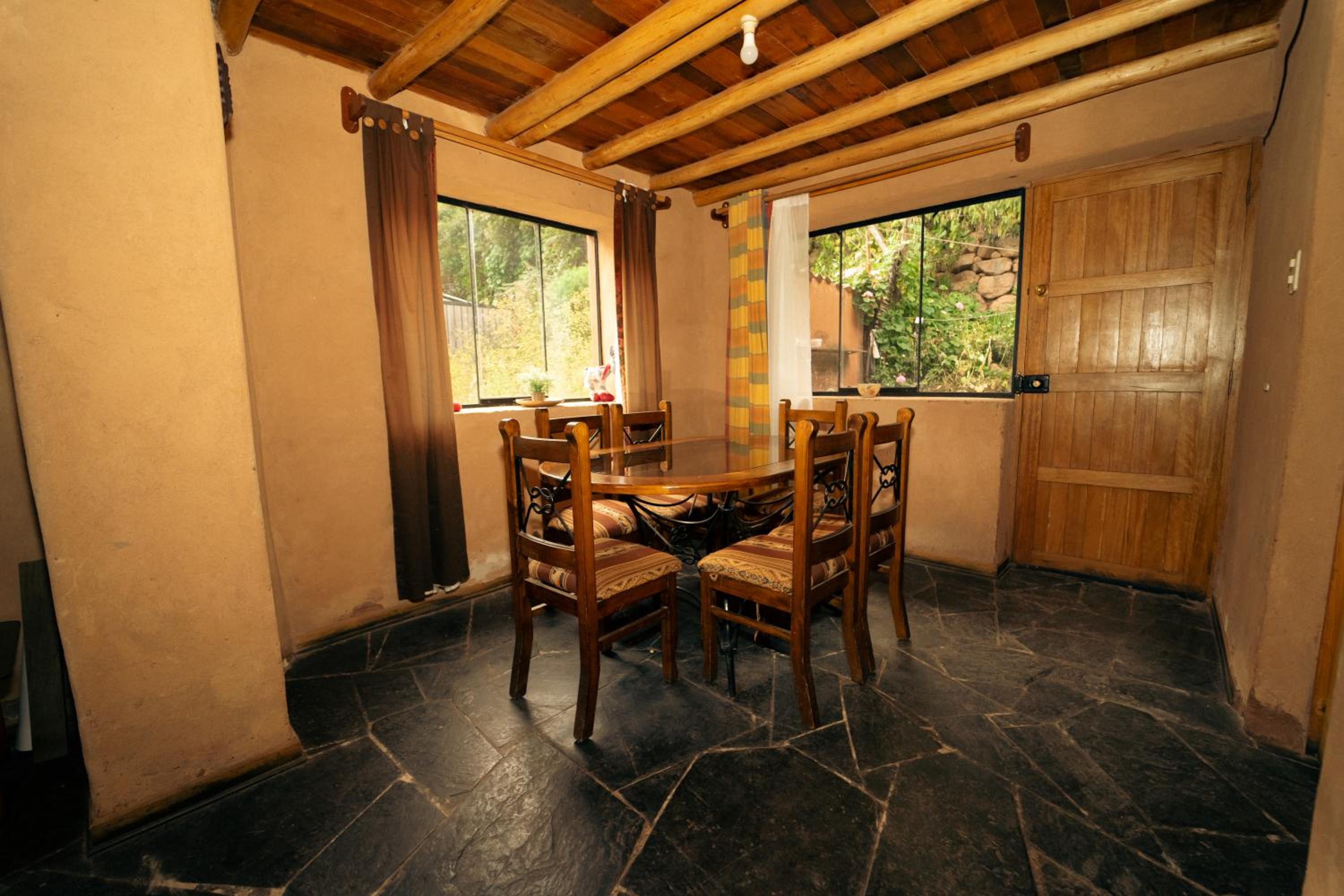 Casa cabaña privada en el Valle Sagrado Urubamba view 3