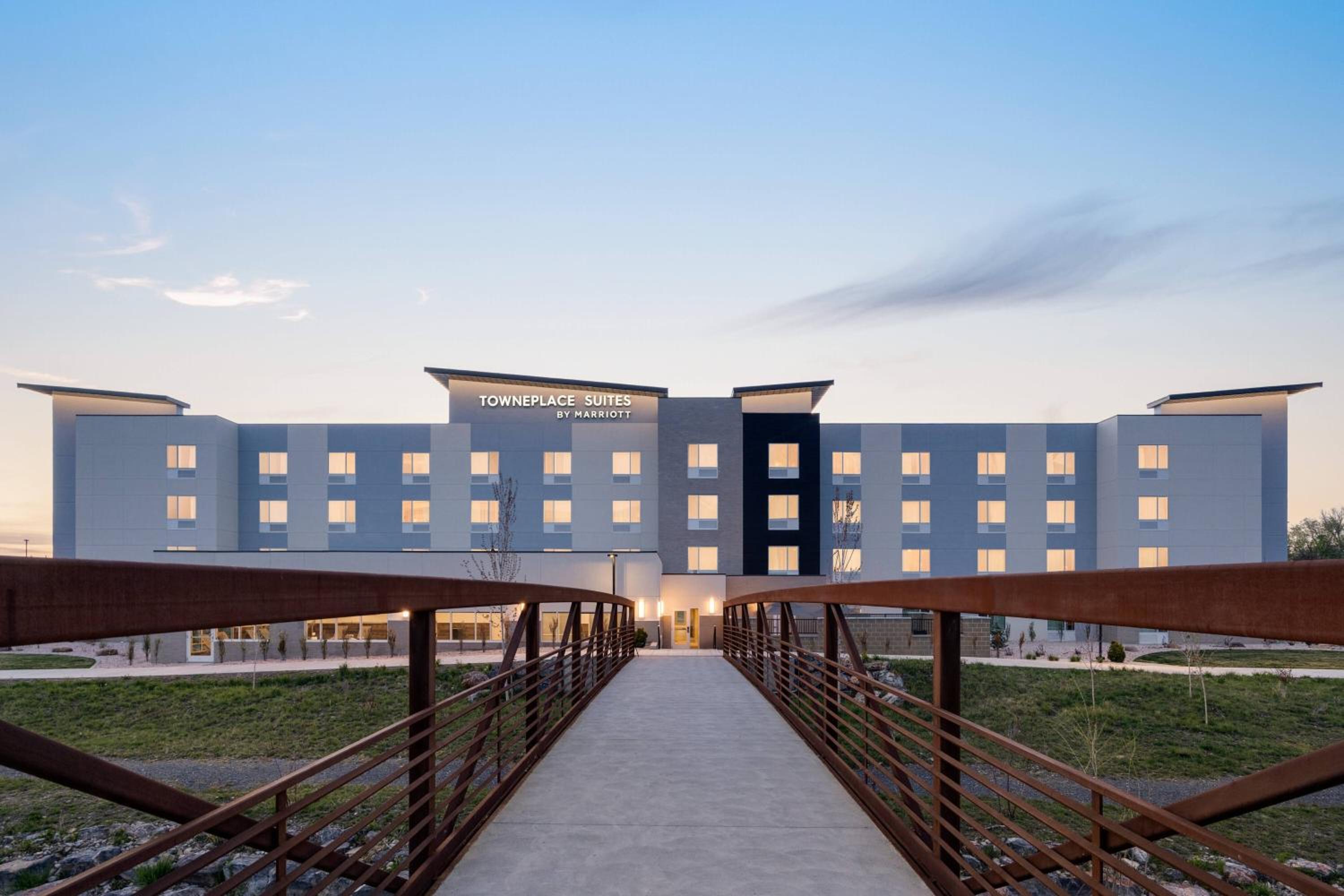 Logan Vacations - TownePlace Suites by Marriott Logan - Property Image 18