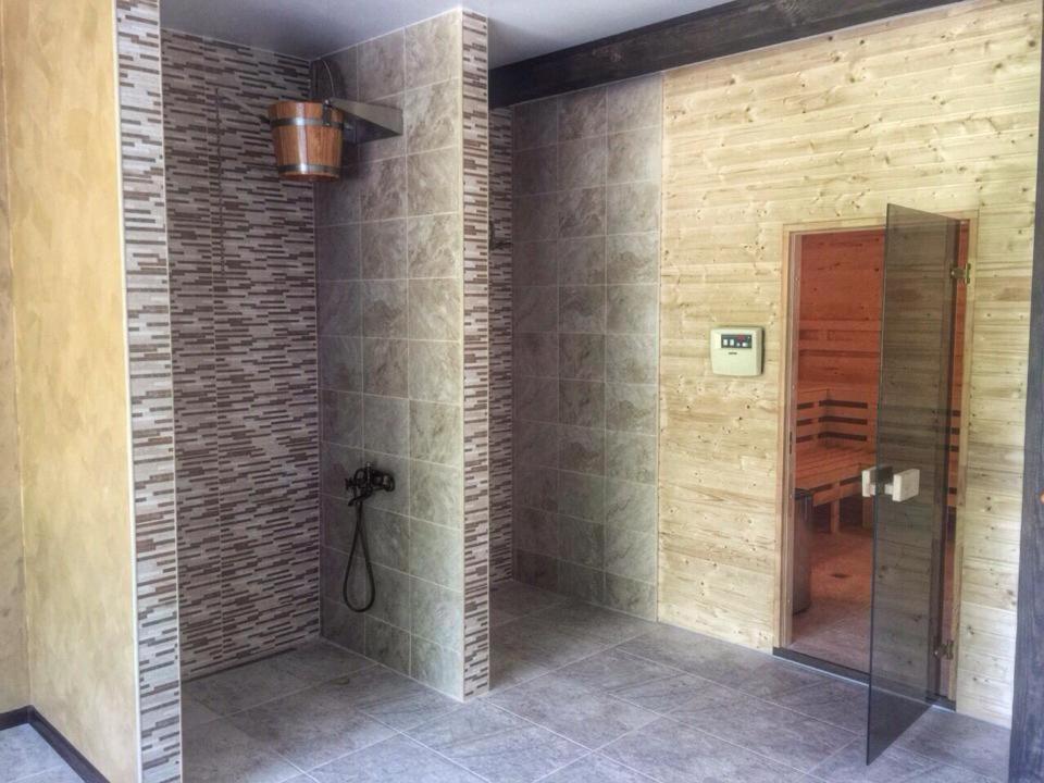 Valevtsi Mount Lodge - 365 days hot outdoor pool -