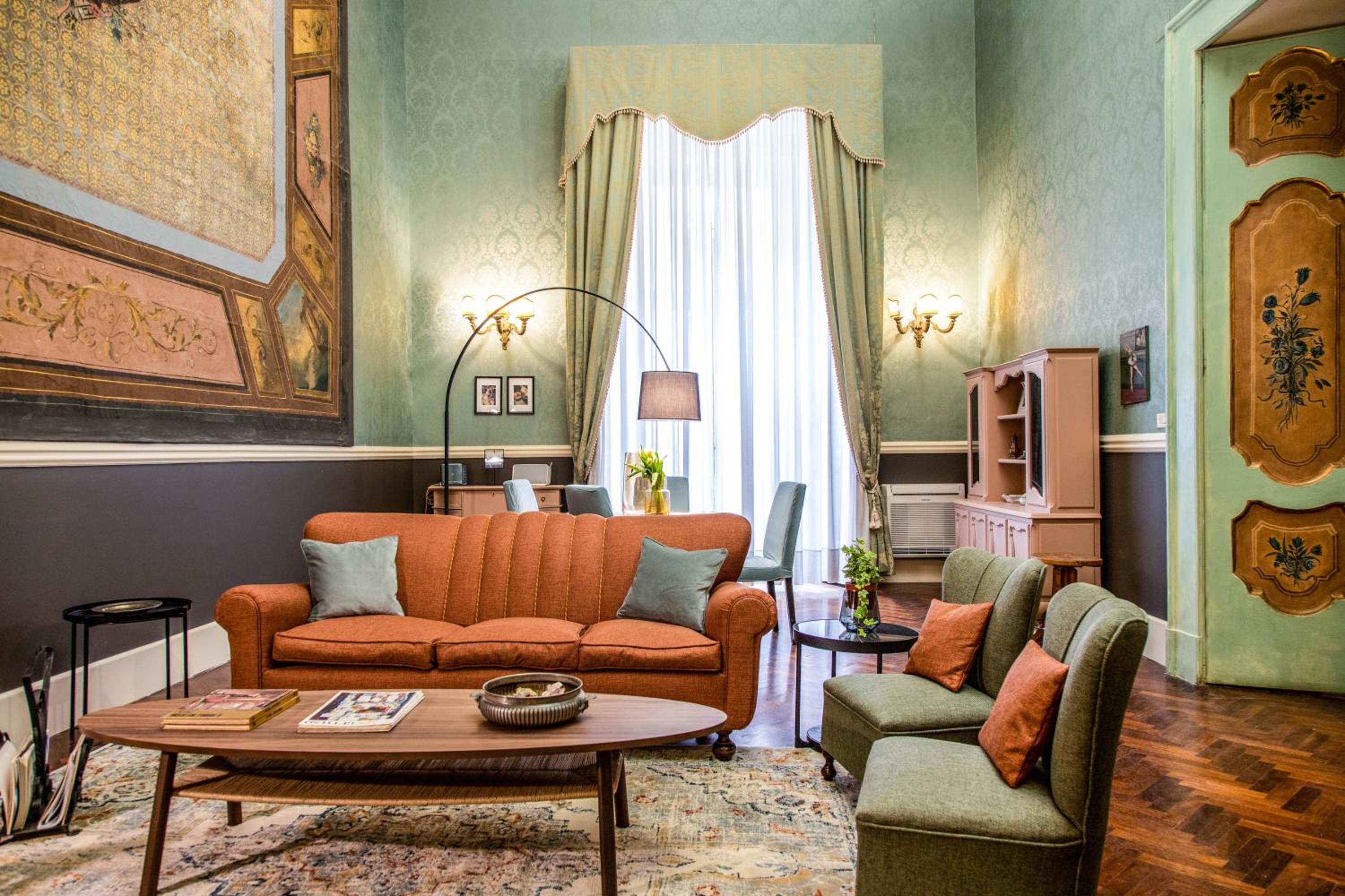 lounge