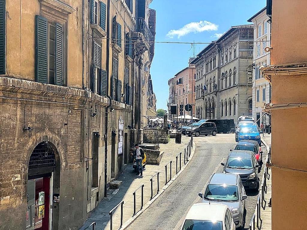 Perugia Abbraccio Etrusco view 3