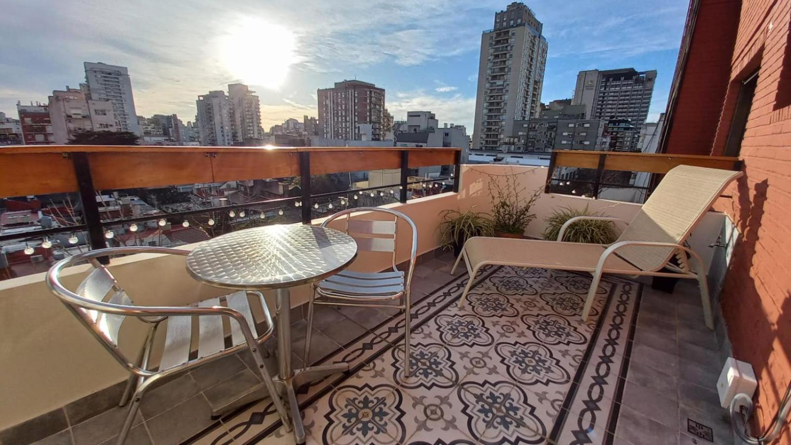 Luminoso Semipiso 2 Ambientes con Balcón Terraza