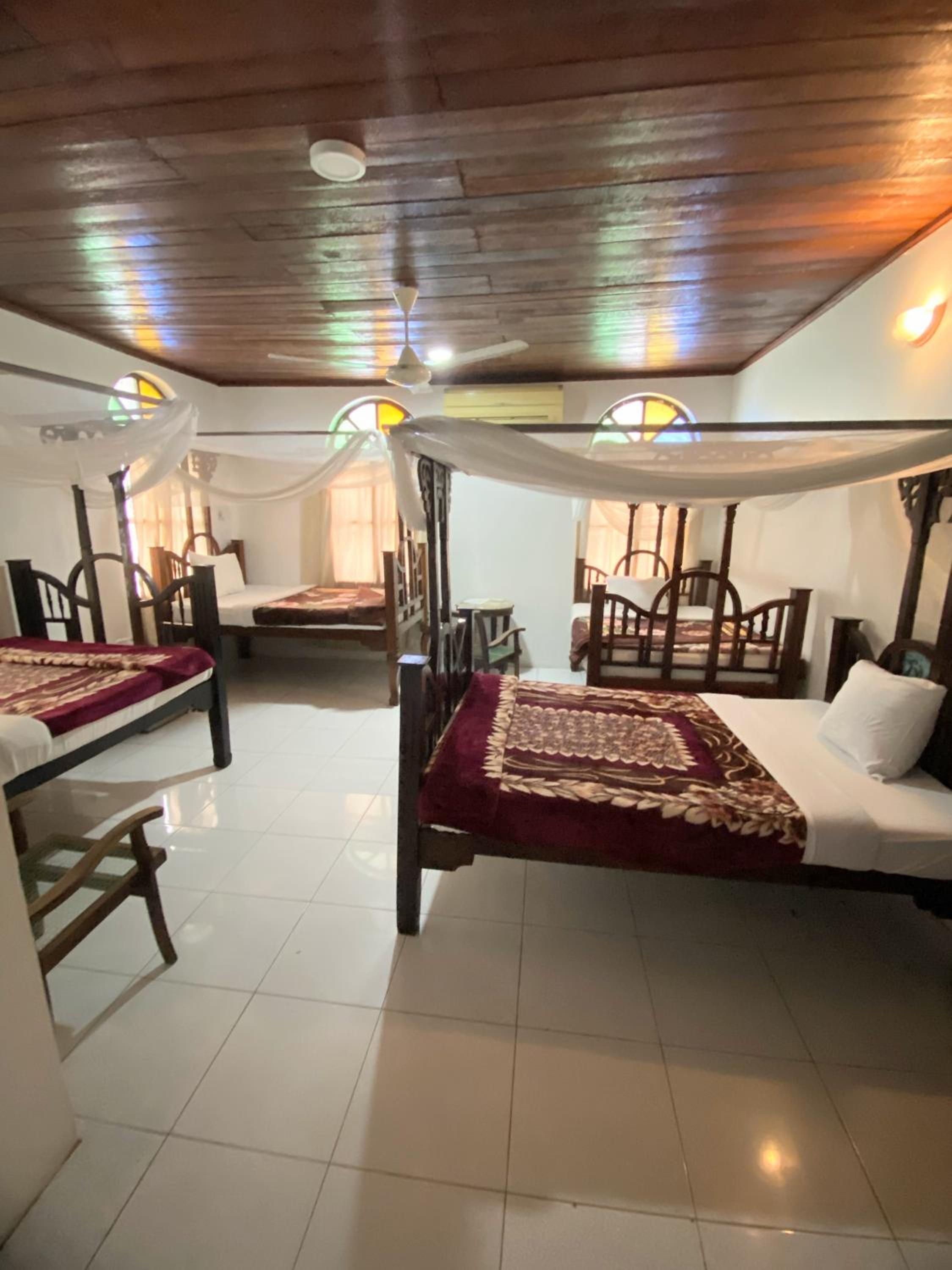 Garden Lodge