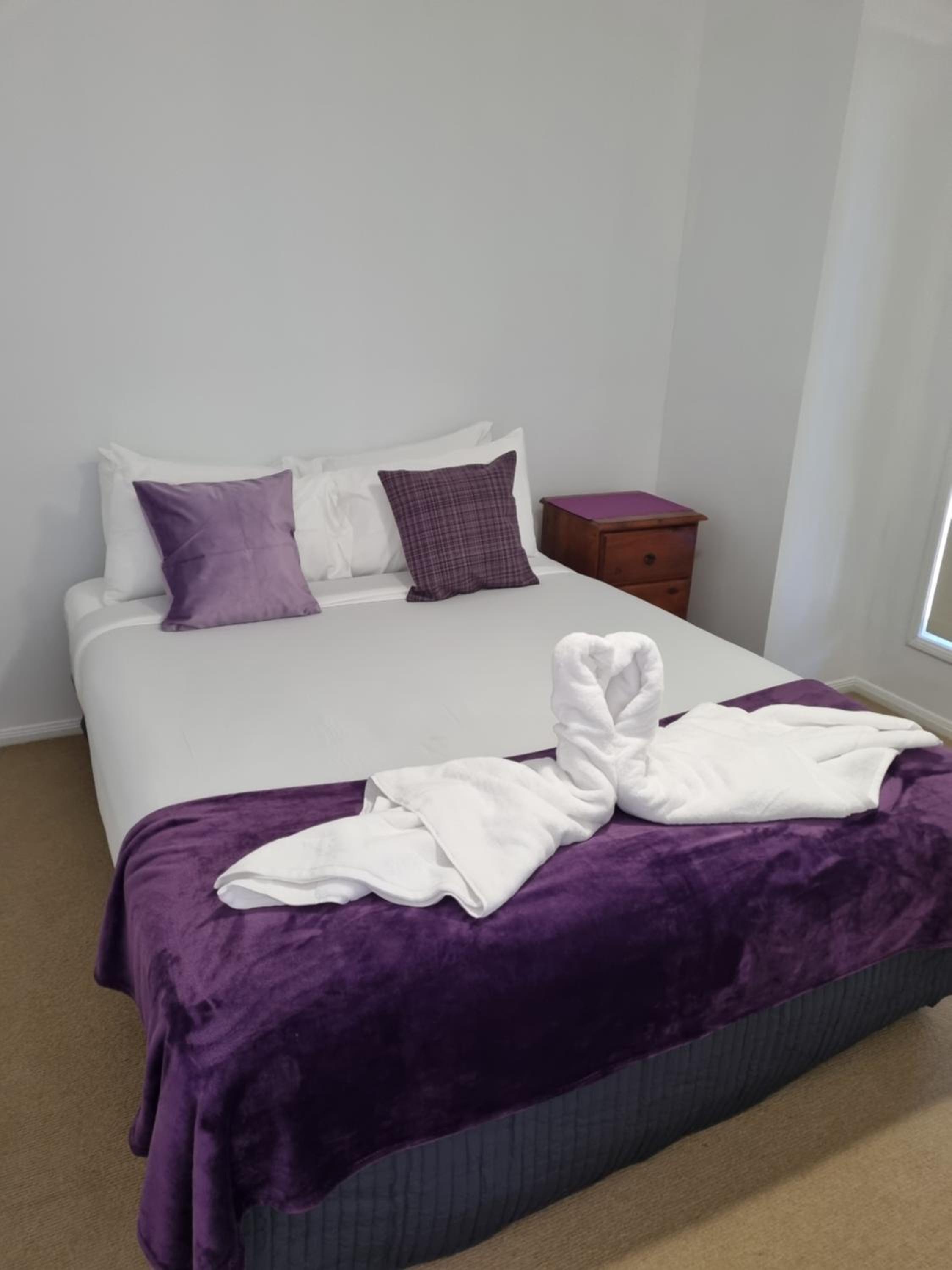BLK Stays Guest House Deluxe Units Caboolture South