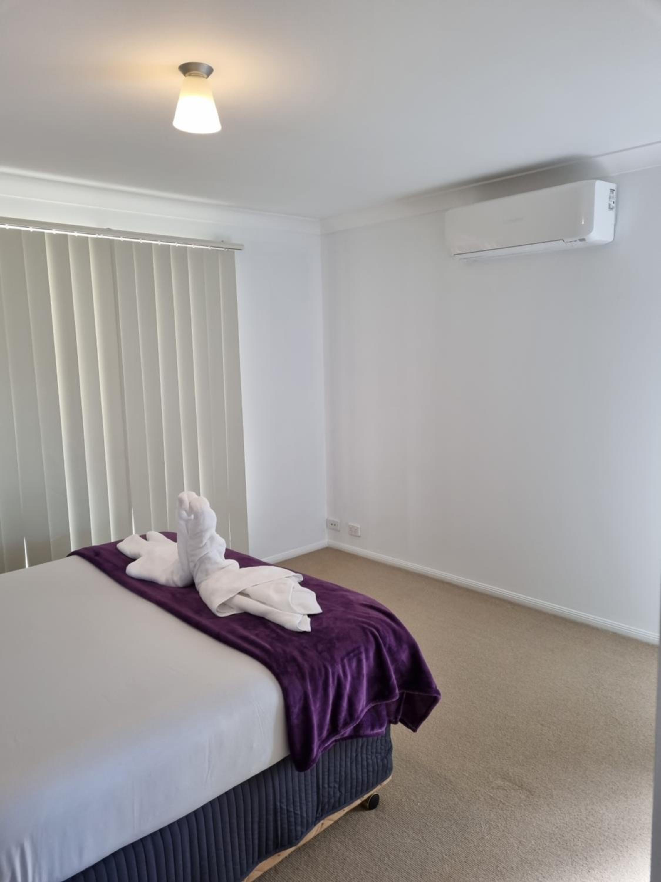 BLK Stays Guest House Deluxe Units Caboolture South