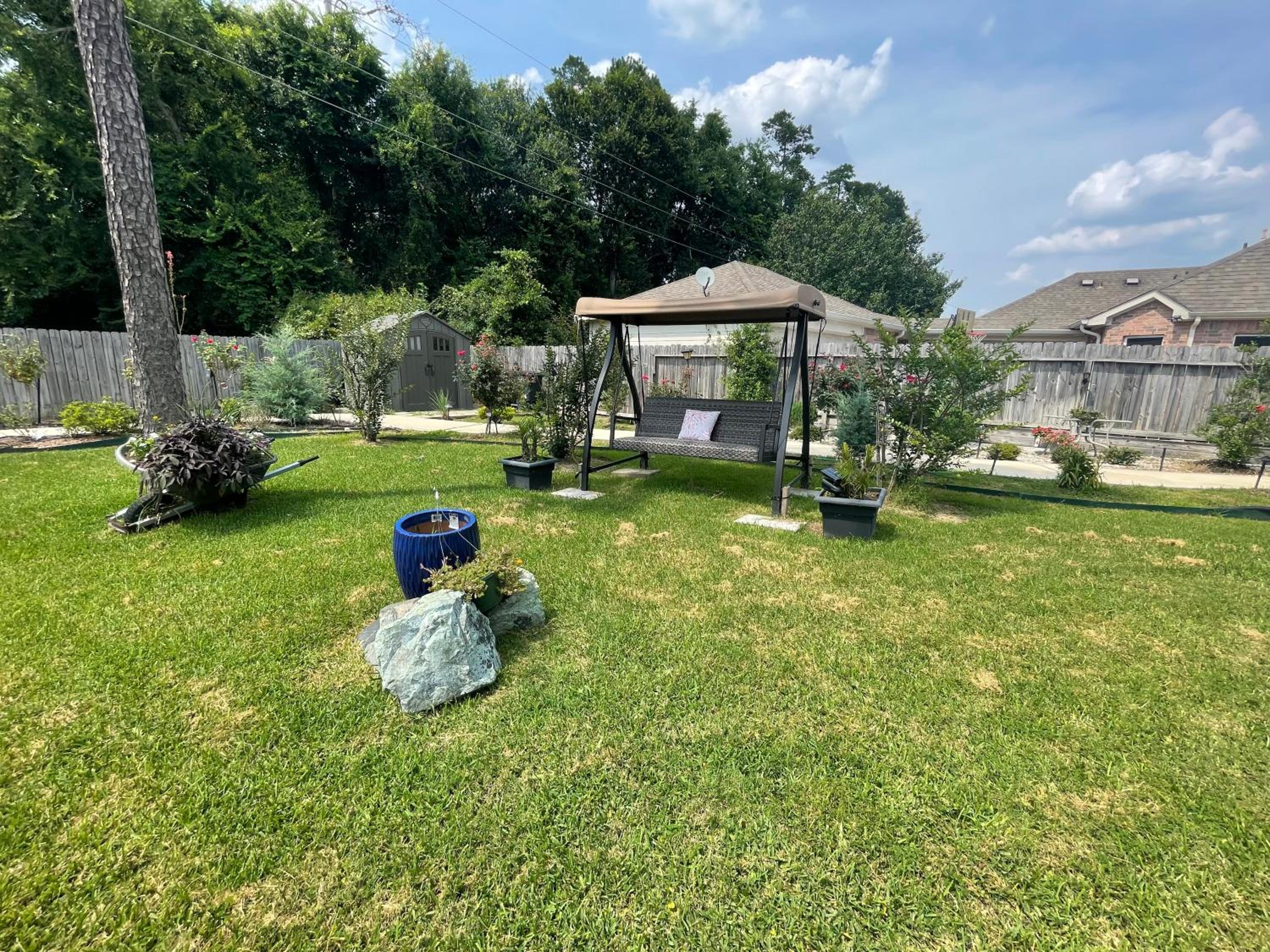 AFRA Home with huge garden Houston, Texas