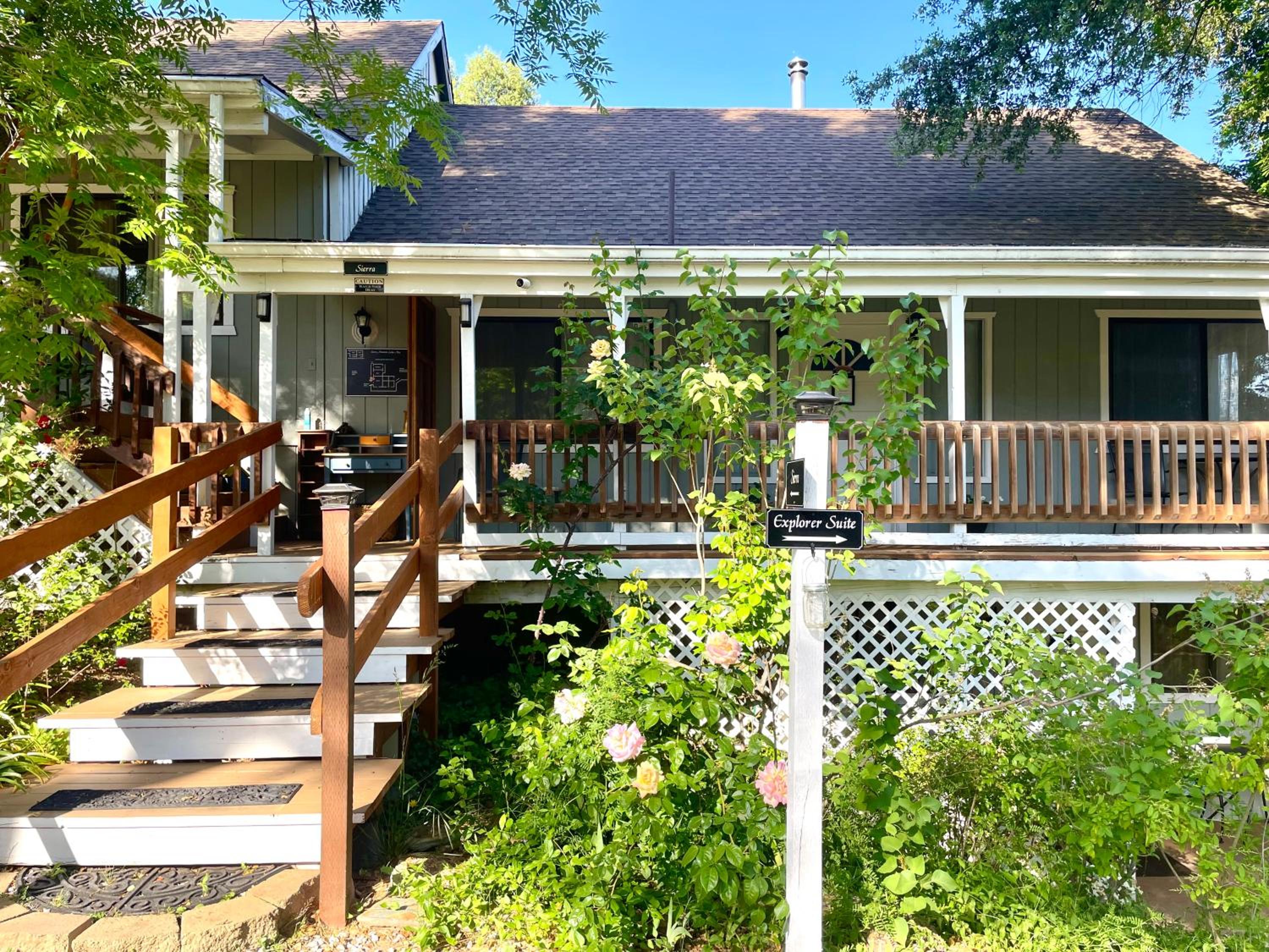 Sierra Mountain Lodge - Vacation Rentals - Yosemite view 5