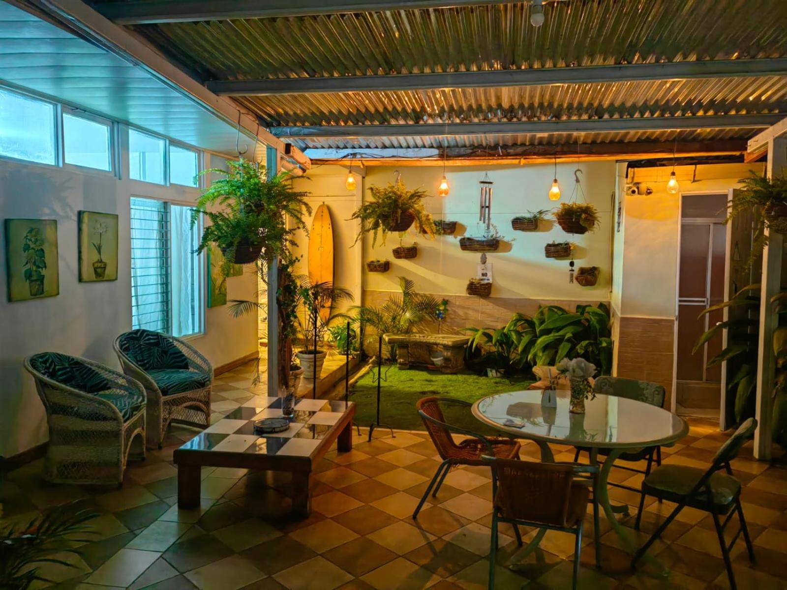 Gaudy's Hostel