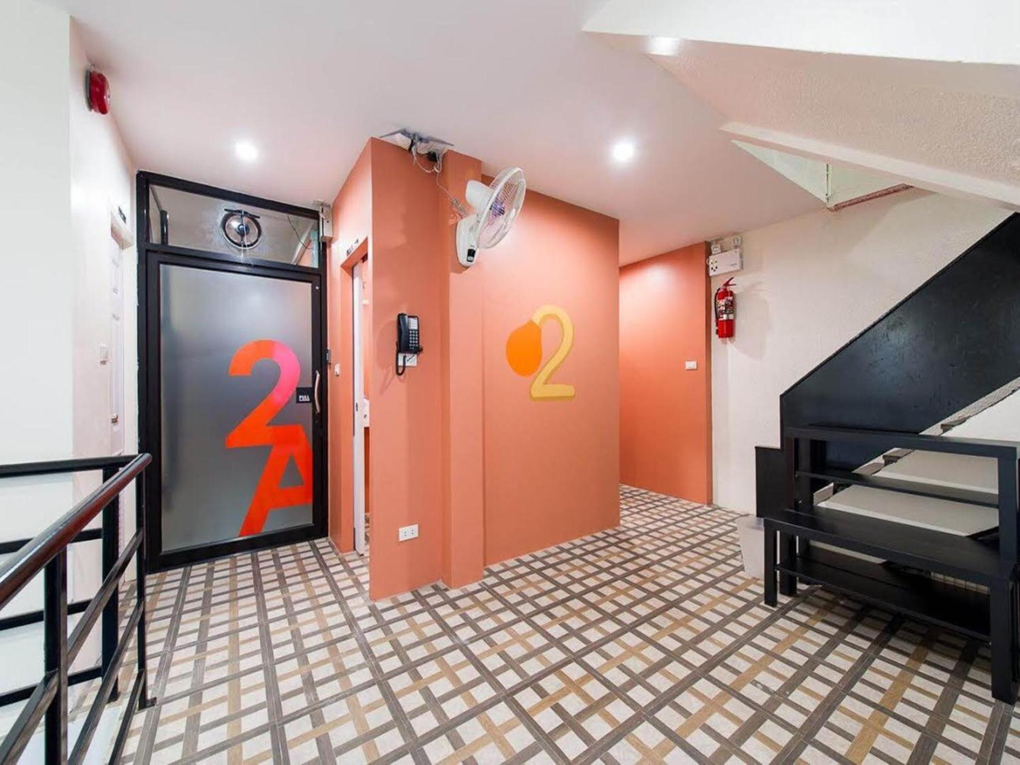 Matchbox Bangkok Hostel