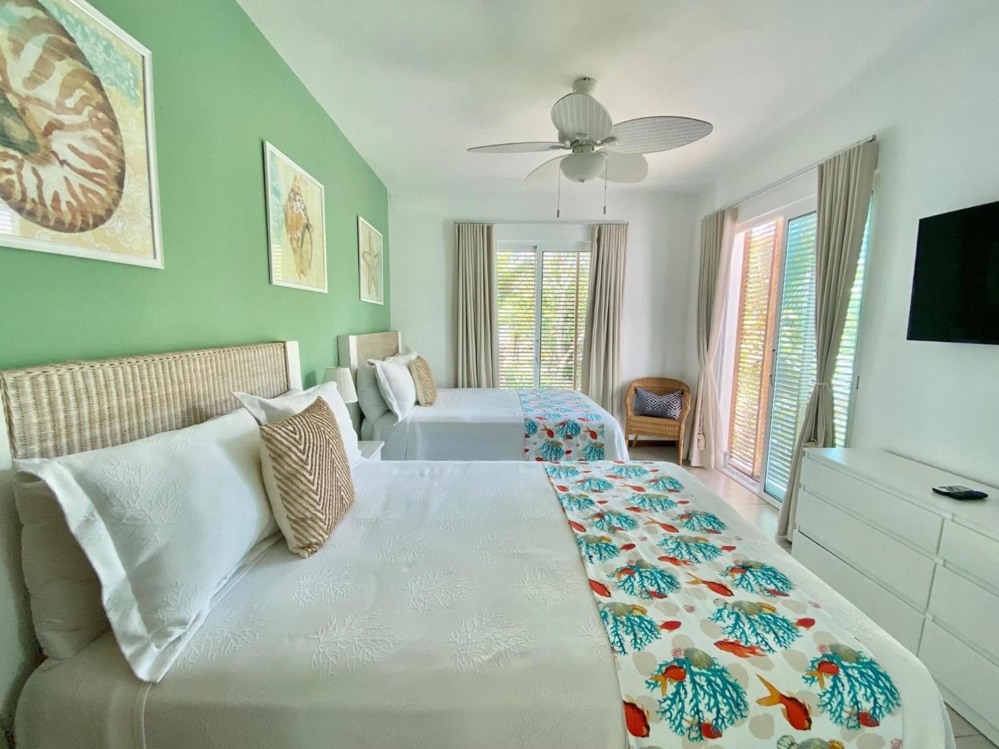 Stunning Beachfront Condo With Private Beach, Las Terrenas-El Limón