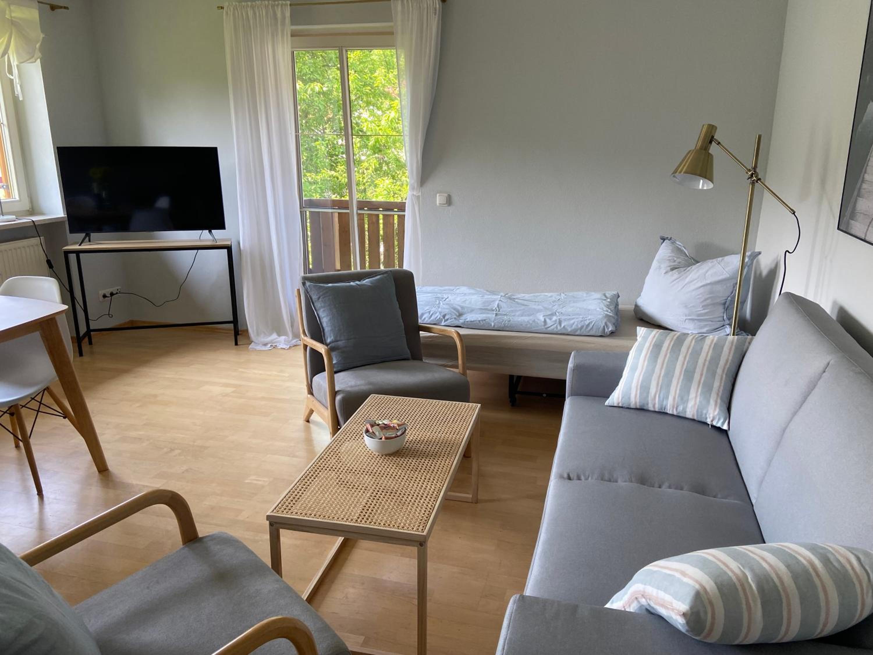 Modern eingerichtete Wohnung mit 2 Schlafzimmern