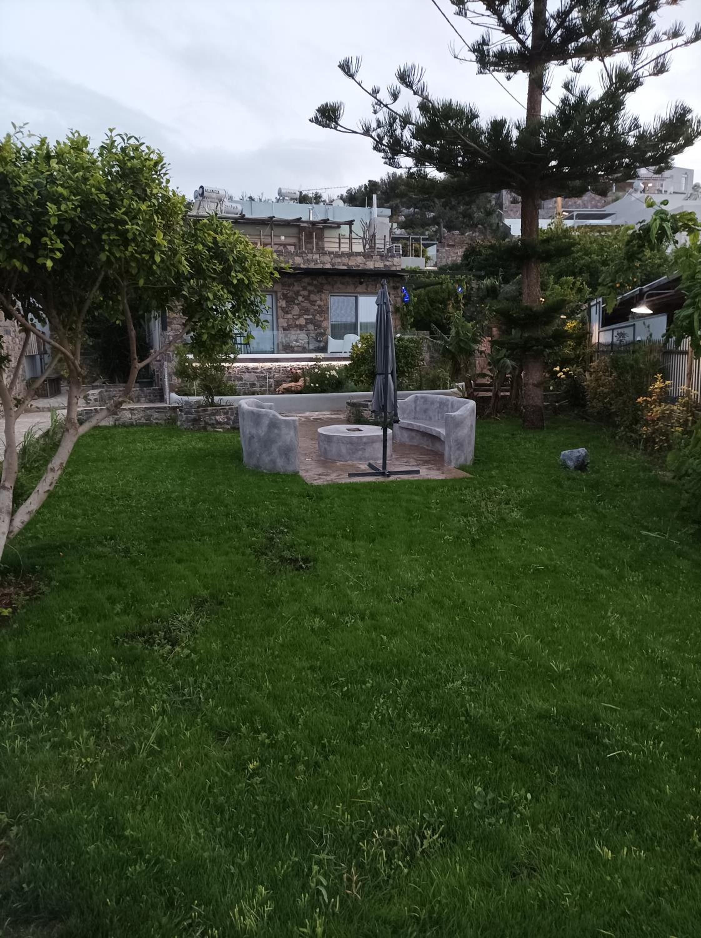 Photo 32