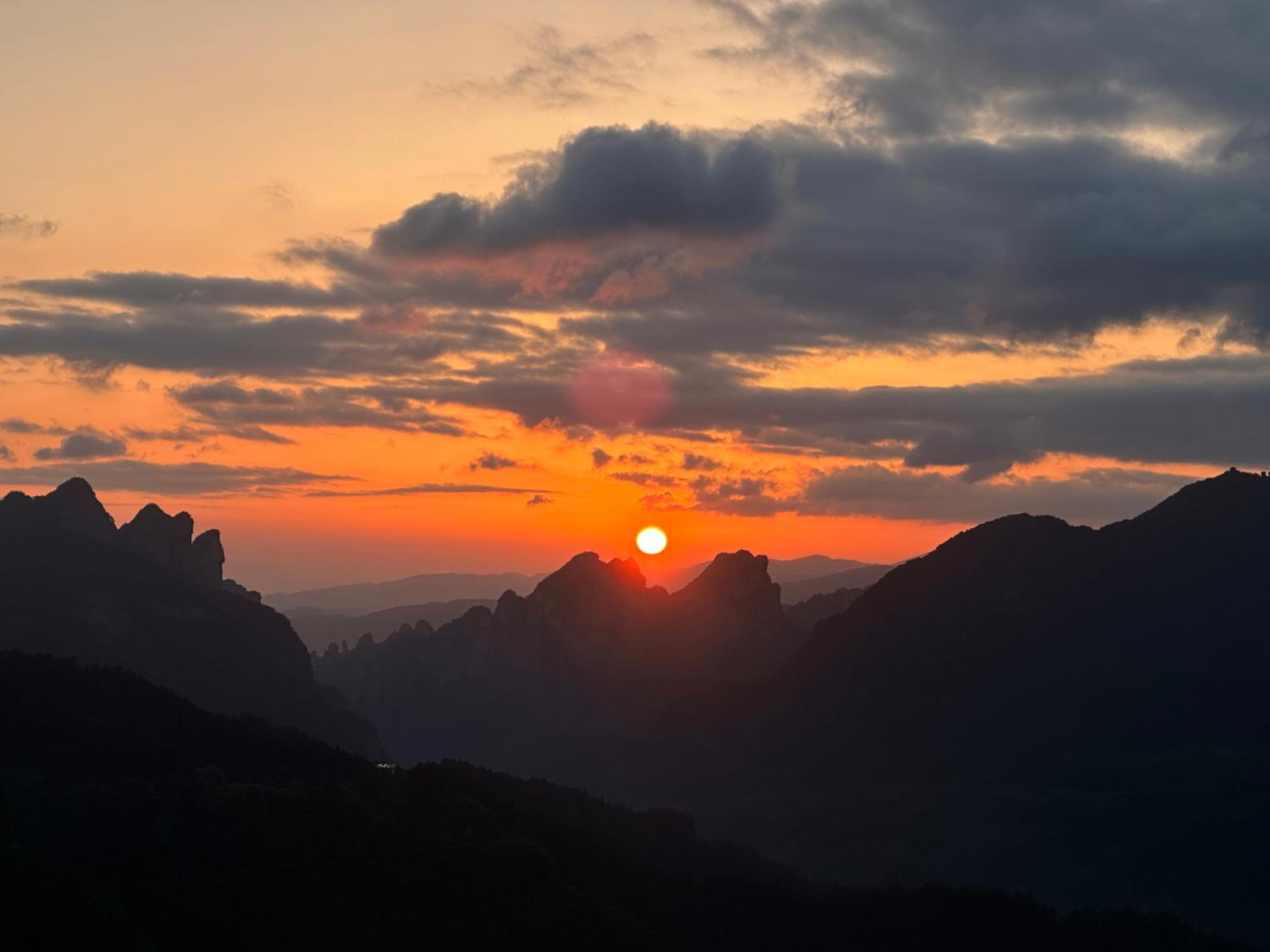 Zhangjiajie National Park Nvue Resorts