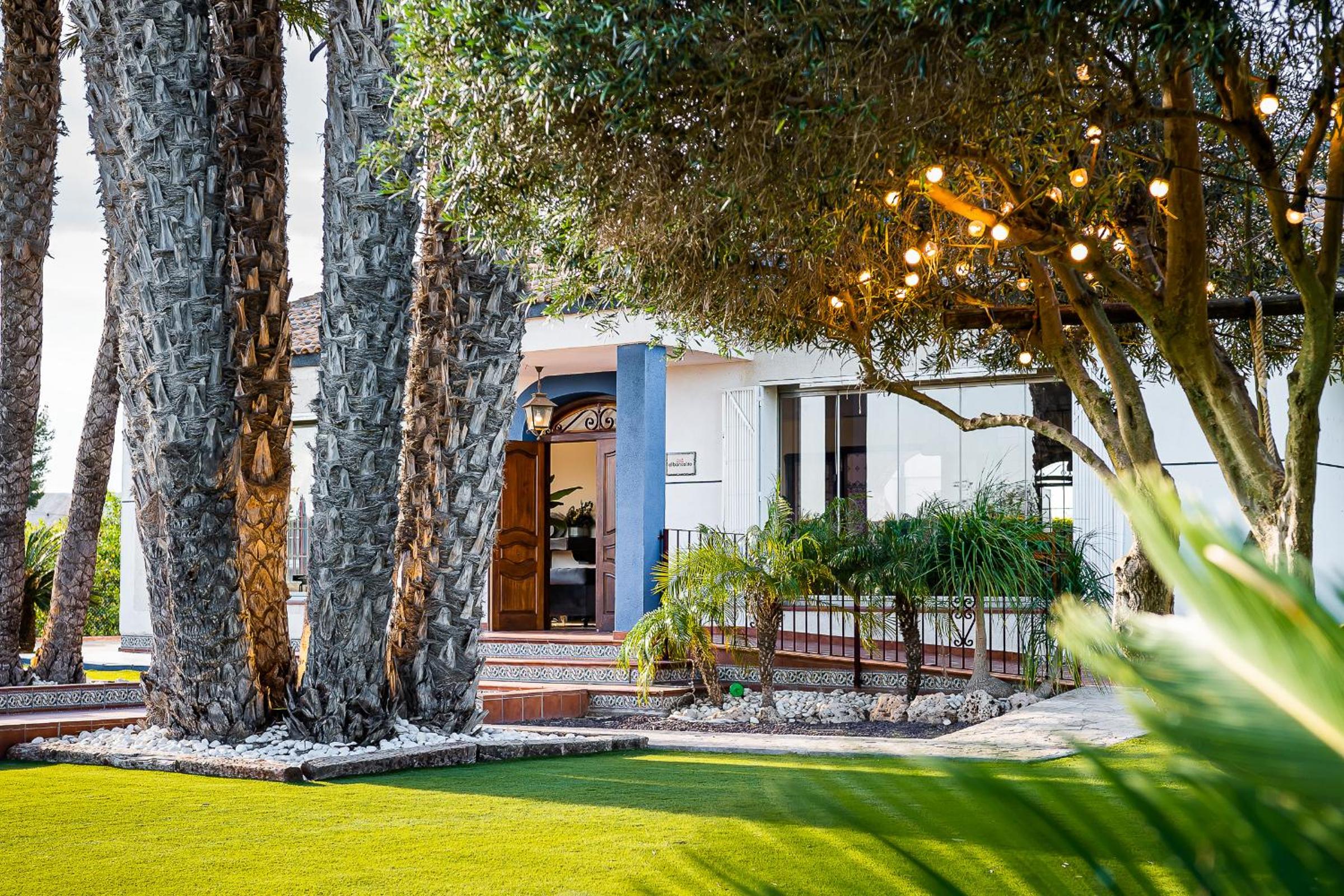 El Bancalito Suites and Garden