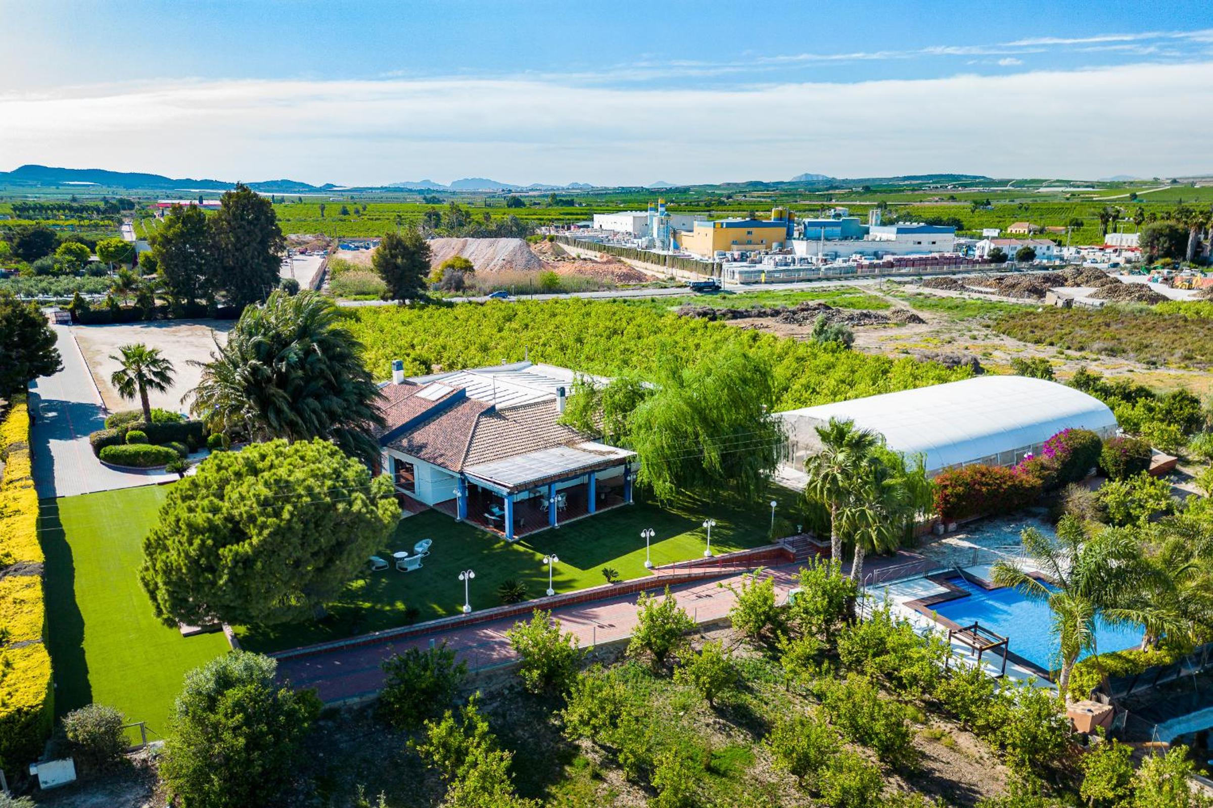 El Bancalito Suites and Garden