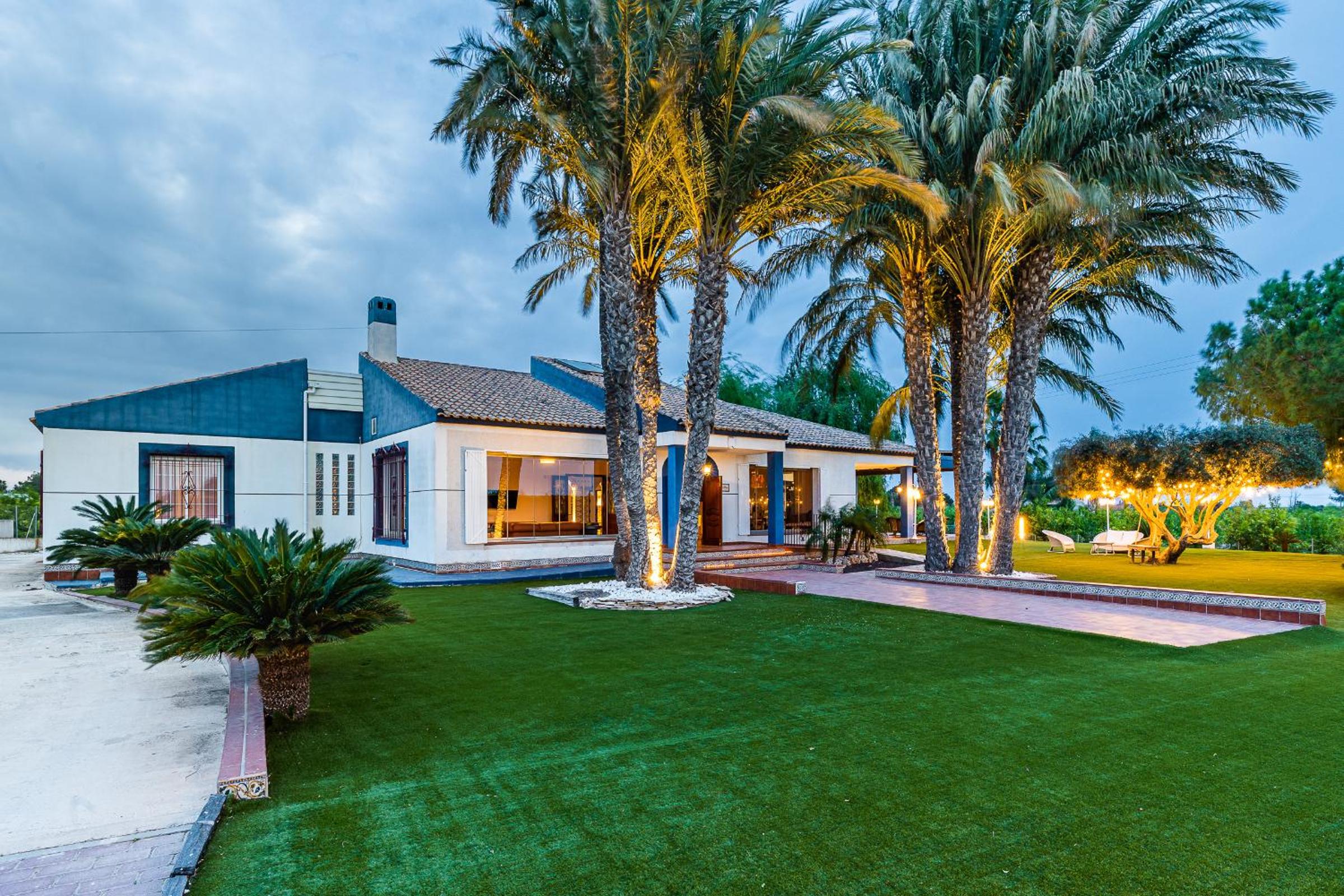 El Bancalito Suites and Garden