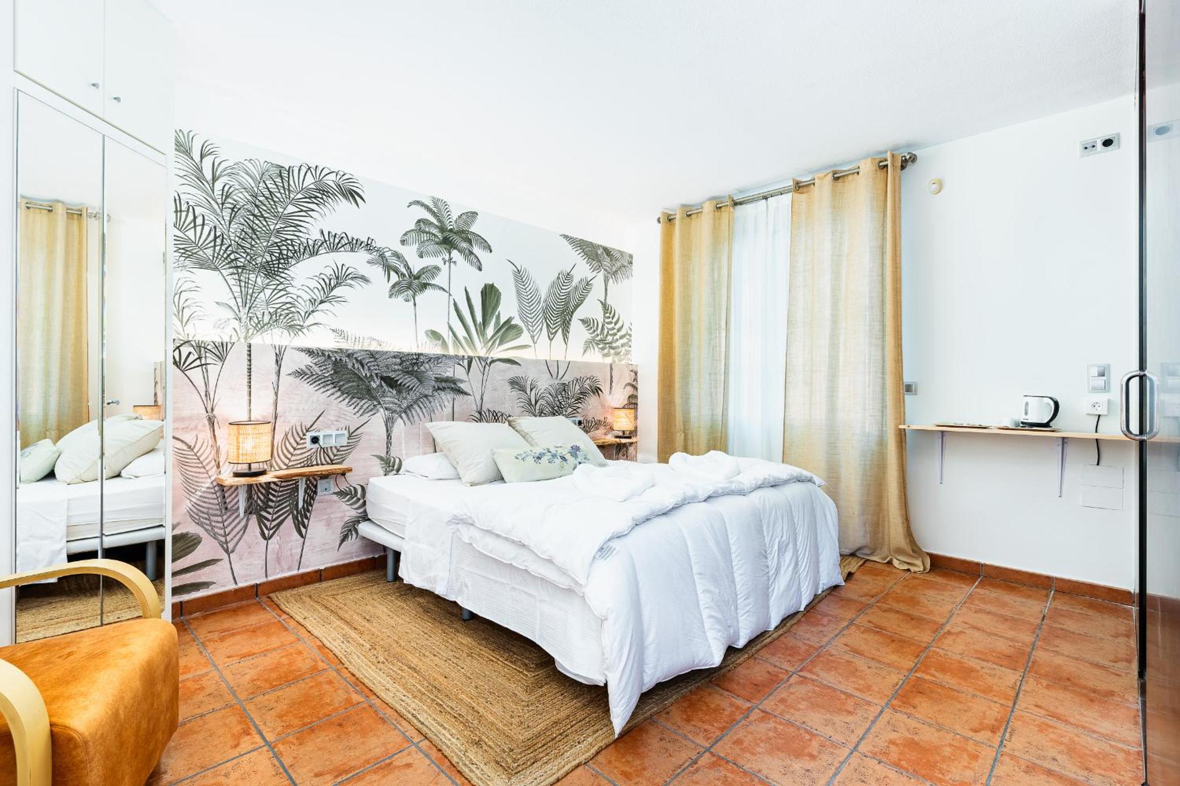 El Bancalito Suites and Garden