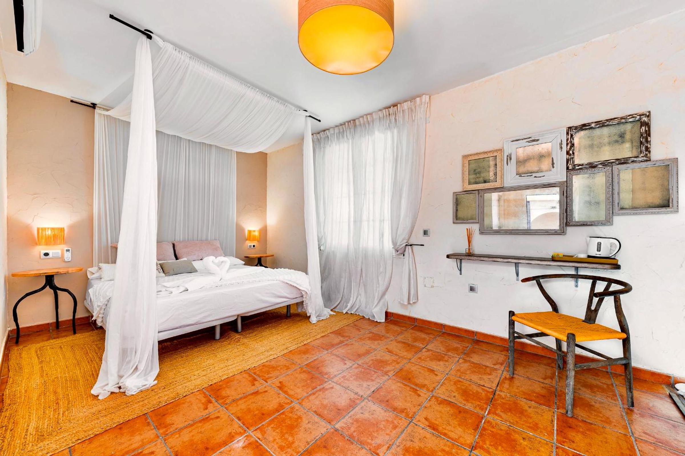 El Bancalito Suites and Garden
