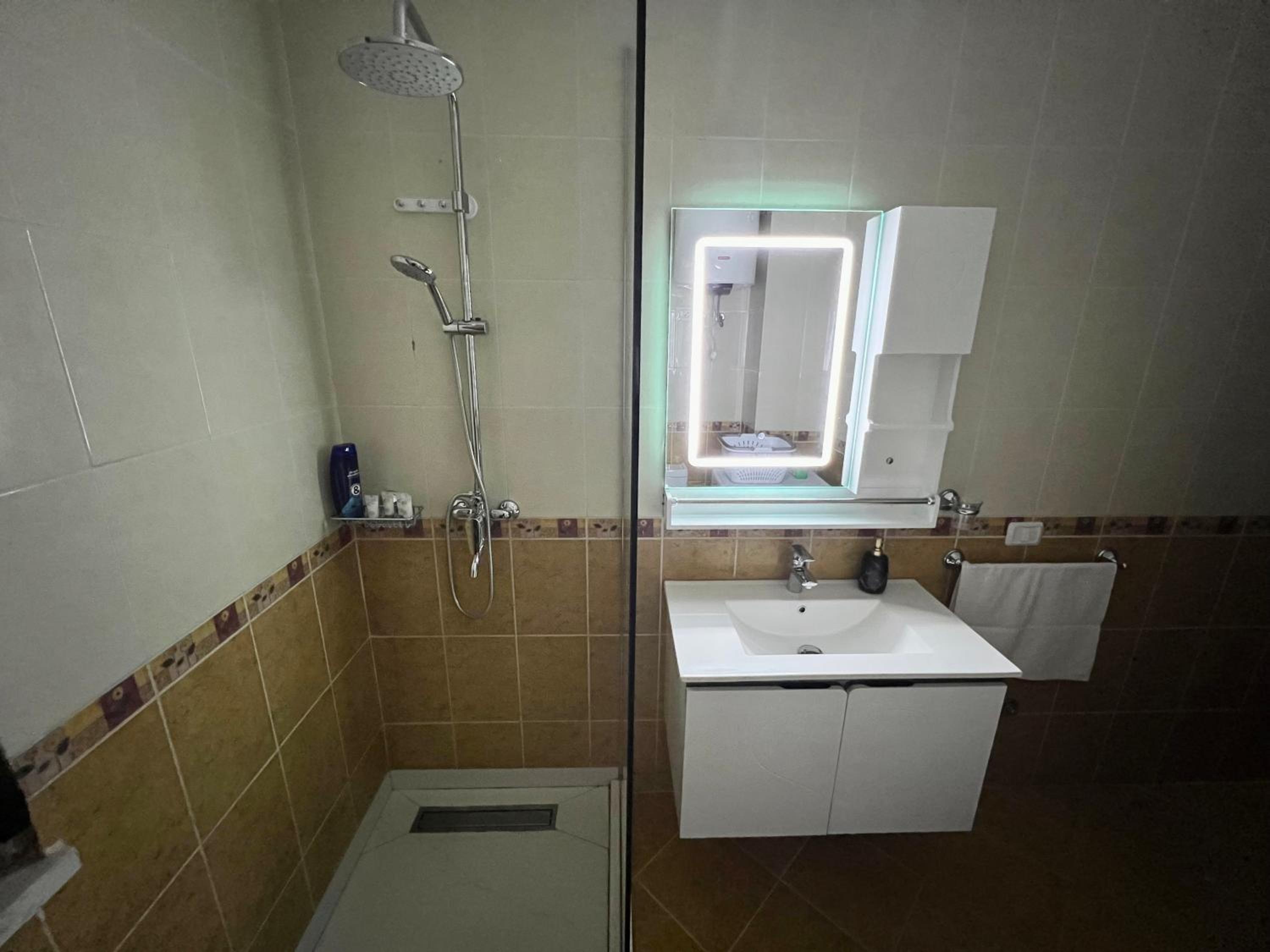 Rolling Apartment Golem - Next to Premium Hotels & Grand Blue FaFa