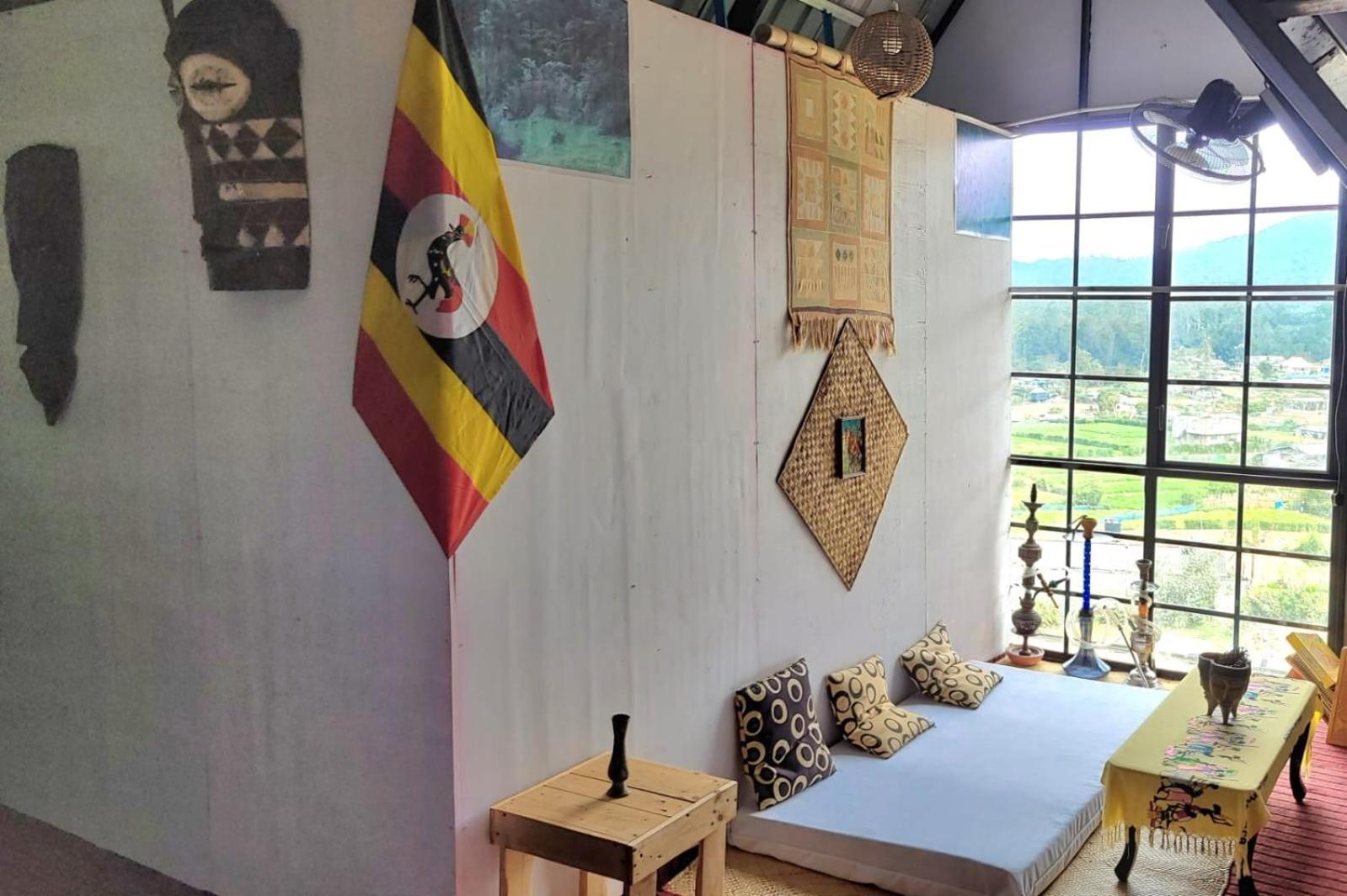 SHADOW MASK BUNGALOW