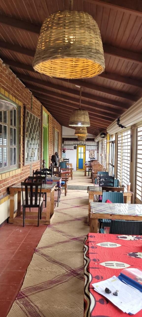 SHADOW MASK BUNGALOW