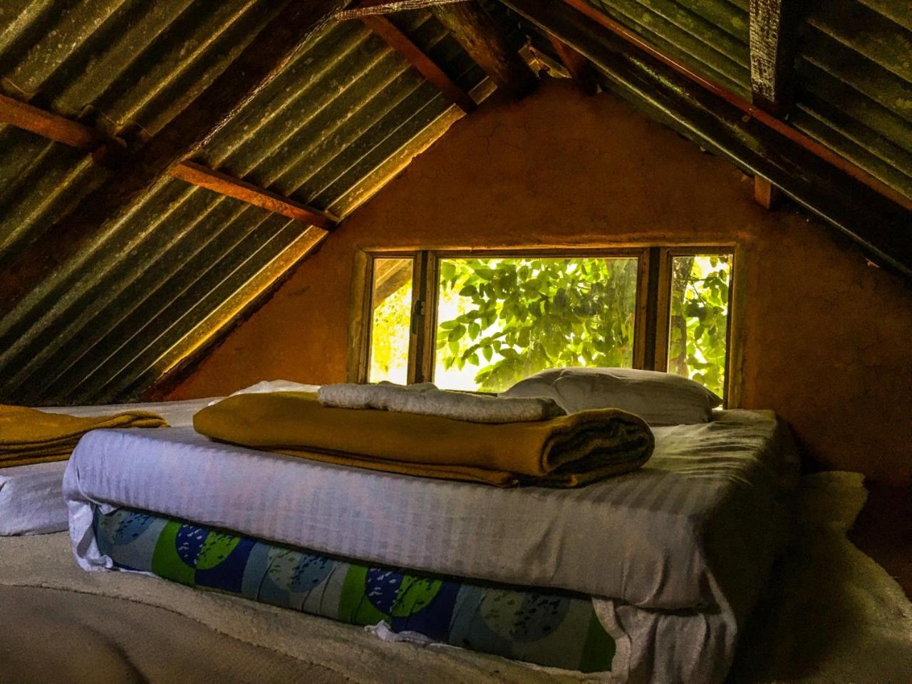SHADOW MASK BUNGALOW