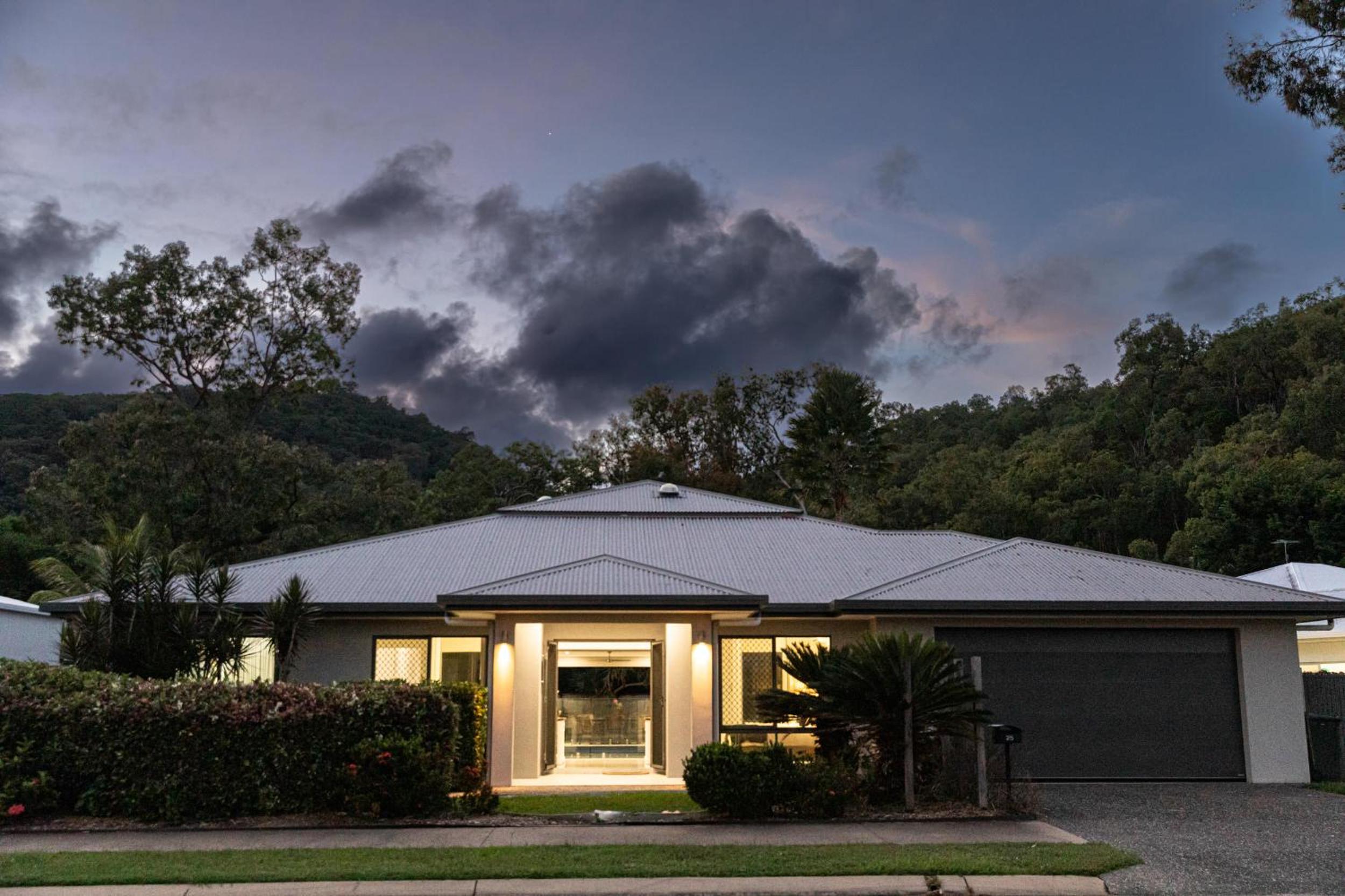 Trinity Beach Vacations - Villa Maasai - Coastal Luxury With a Heated Pool - Property Image 26