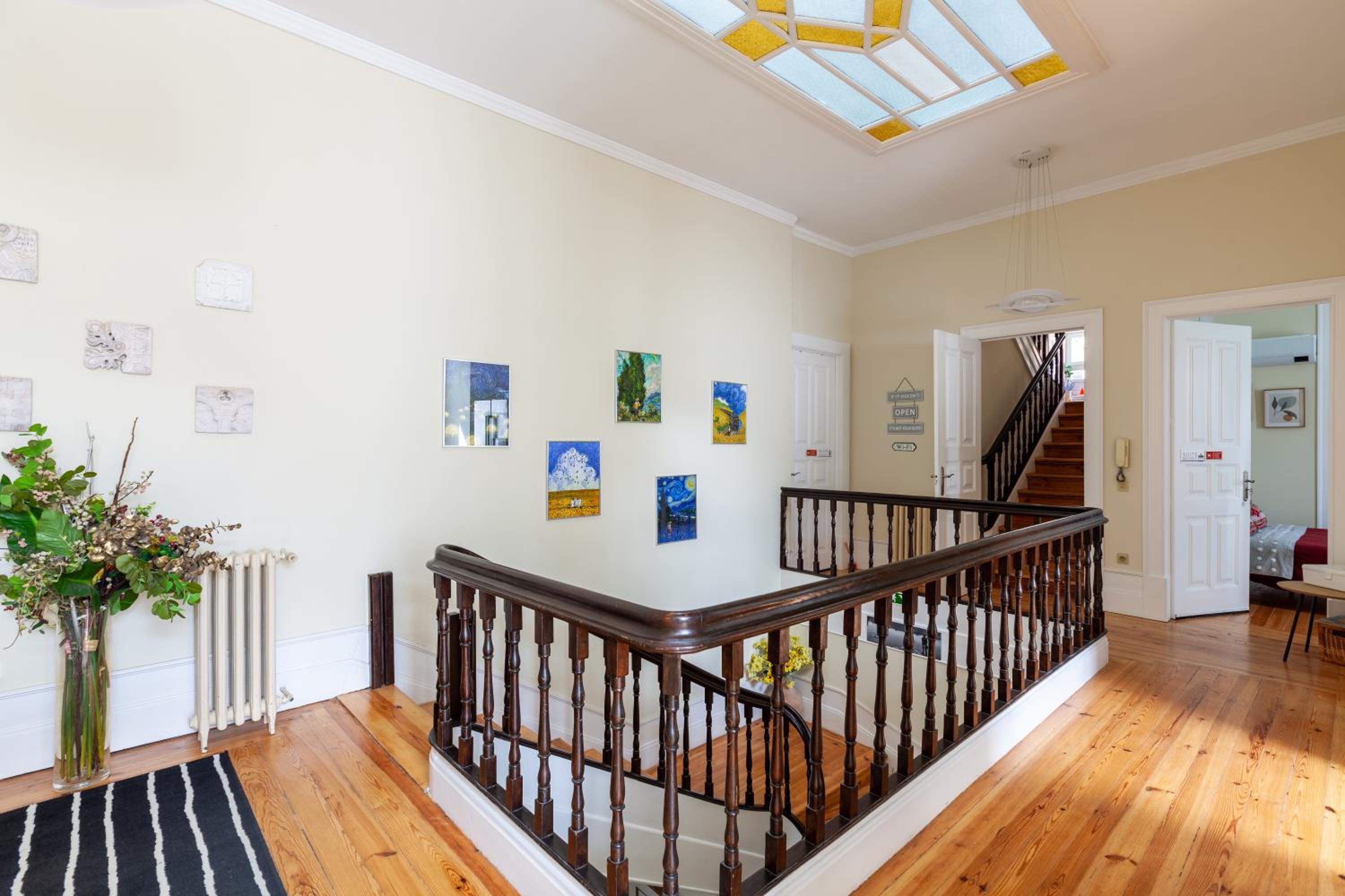 Coimbra Vacations - Sky Accommodations Rome Studio - Property Image 12