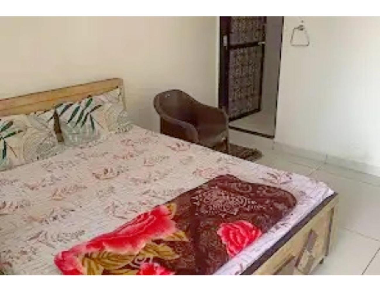 Joshi Homestay,Gurudeshwar view 5