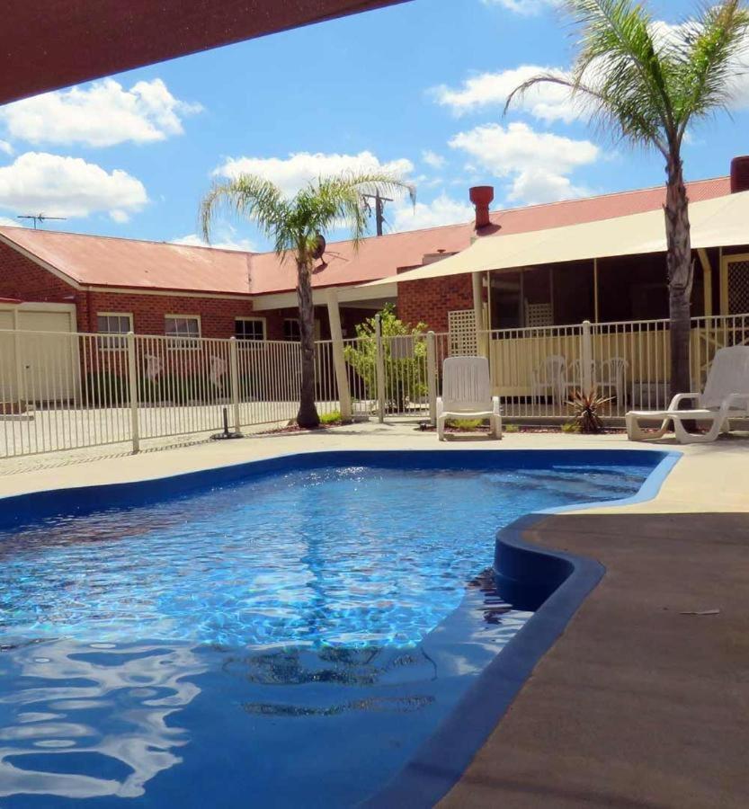 The Lydoun Motel