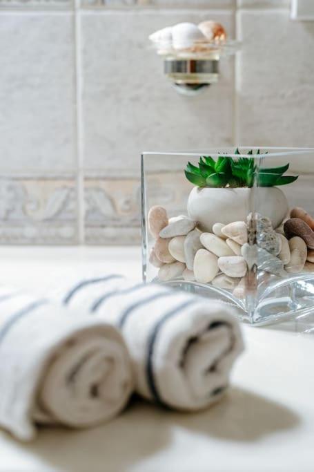 Star Cactus Traditional Cave Suite with Jacuzzi view 2