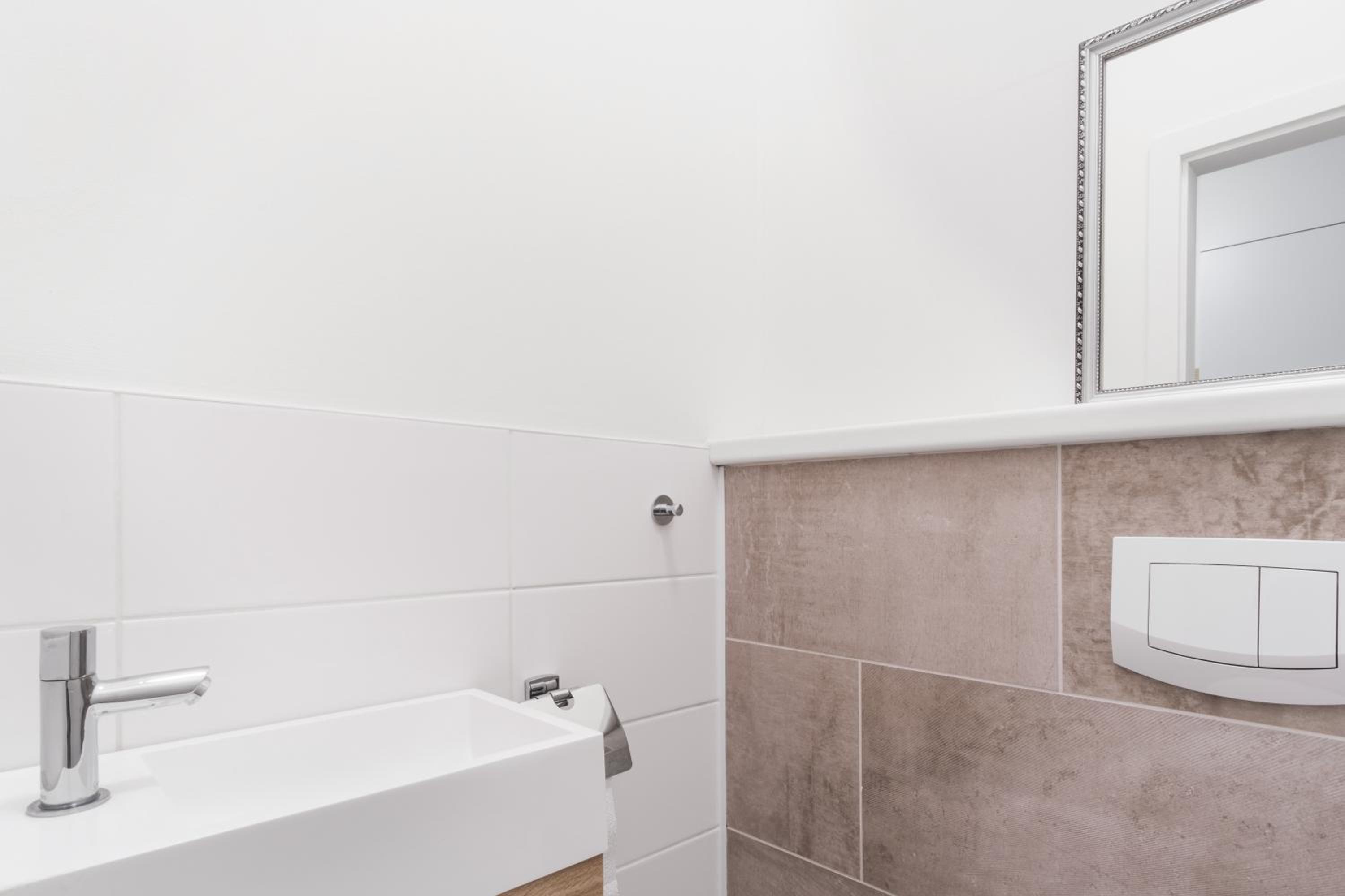 Prague Days - One-bedroom Apartment with Courtyard View in Karlín