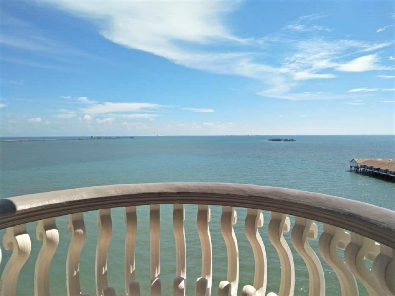 BestView Maisons Private Beach Suites Port Dickson photo 2