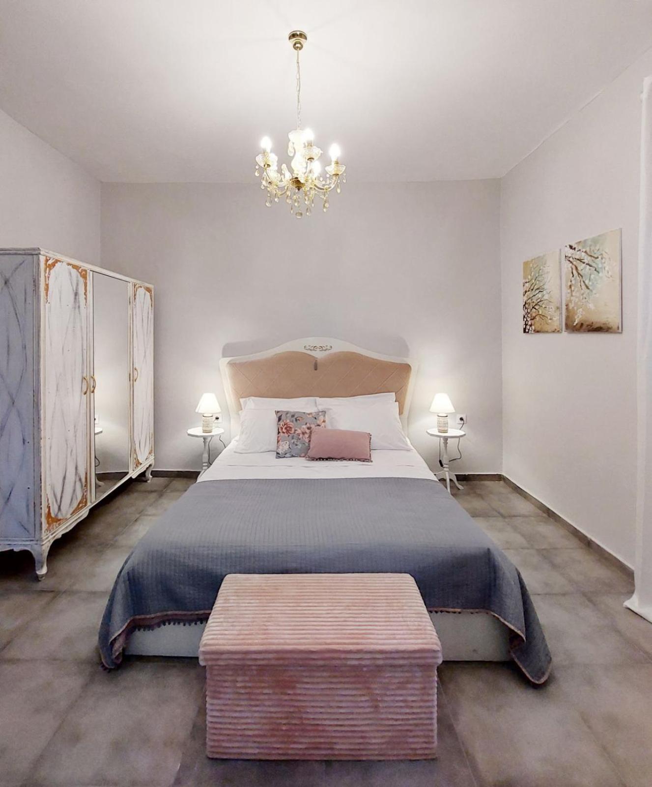 Niki's Dream House photo 3