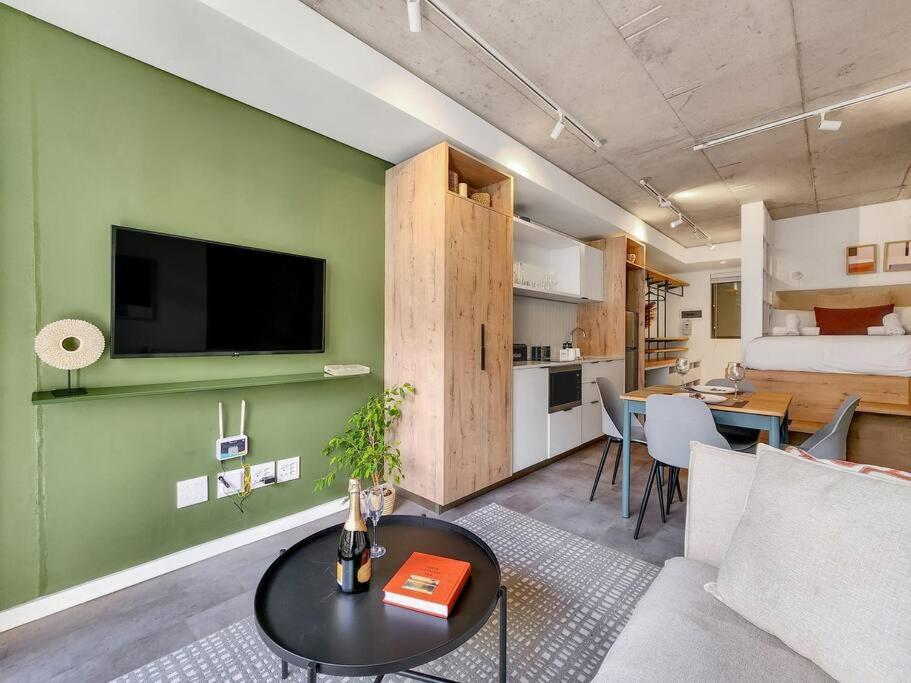 Private Holiday unit, Seapoint. view 5