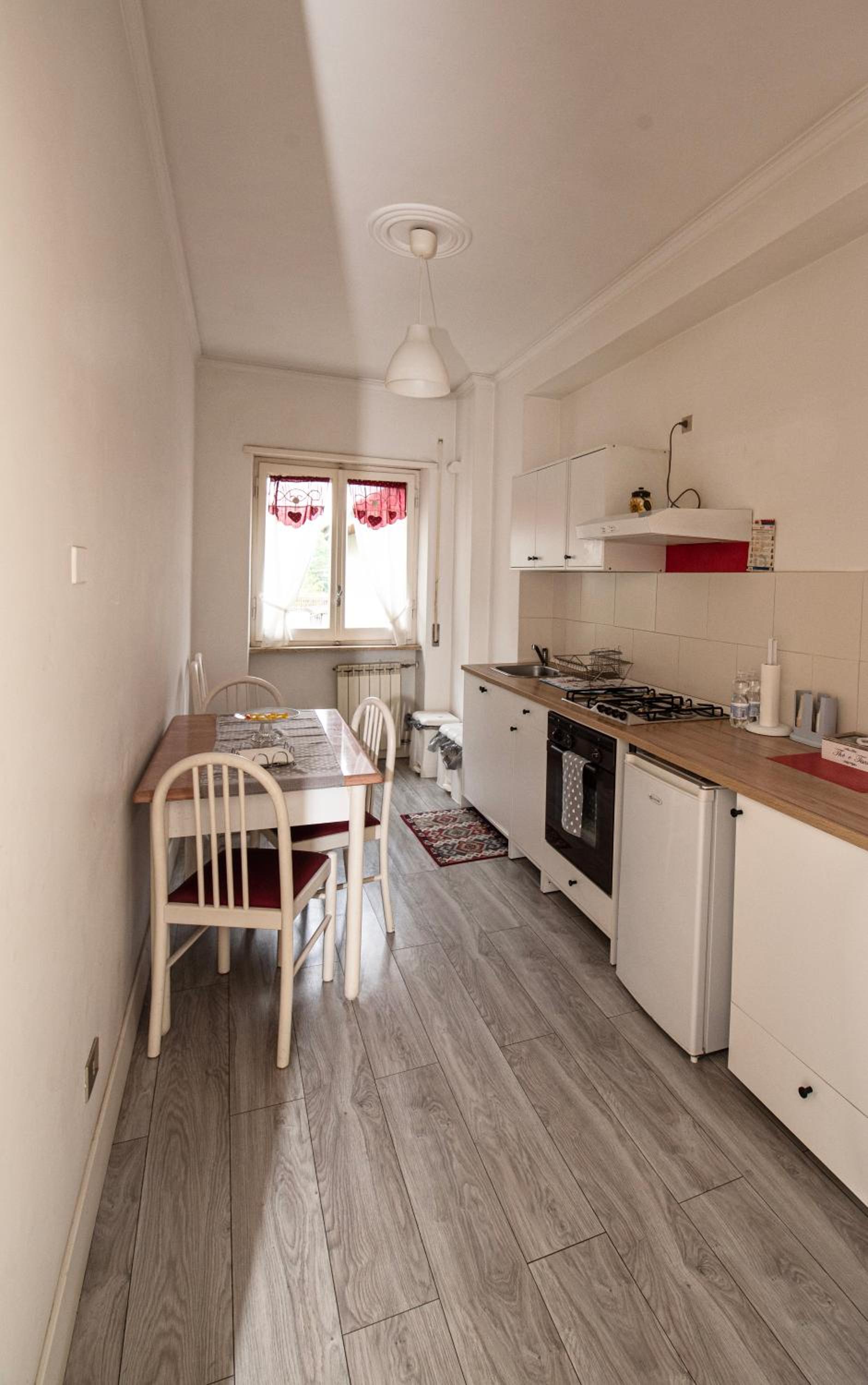 Casa Remo en Valmontone — kitchen