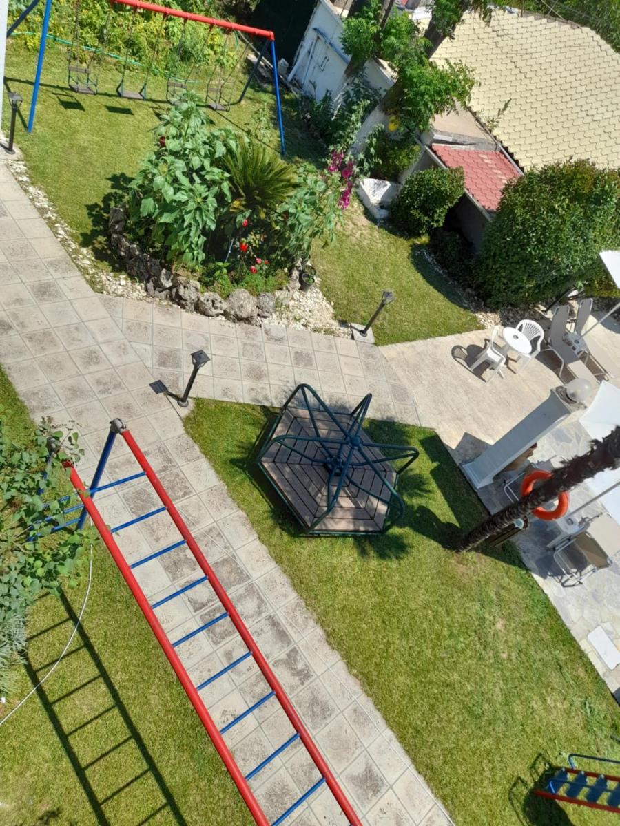 children's play area