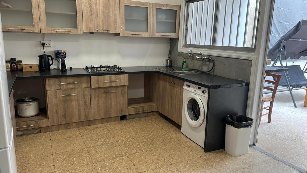 Unique City Hostel 100 meters from Beach