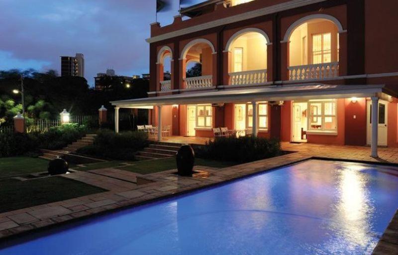 Sica's Guest House - The Loft view 5