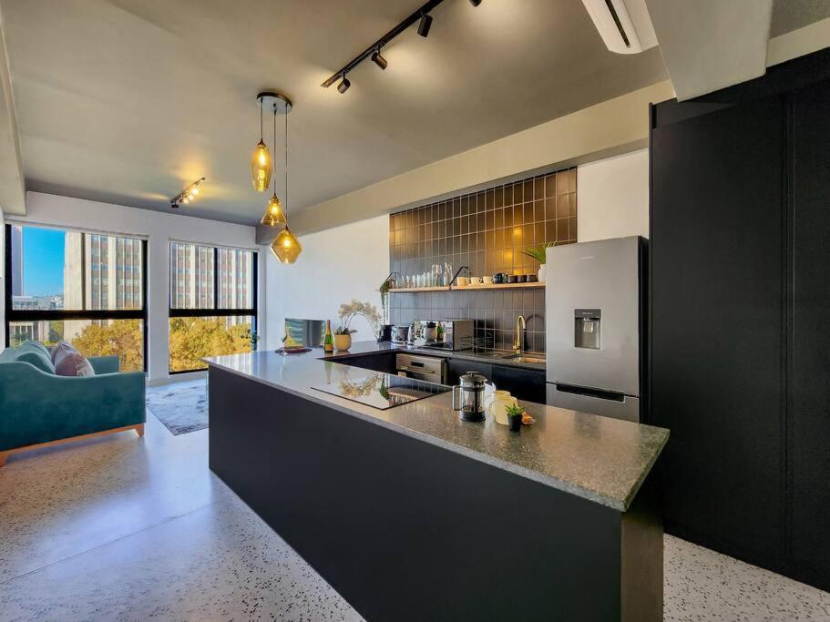 Captivating Apartment with City and Mountain Views view 5