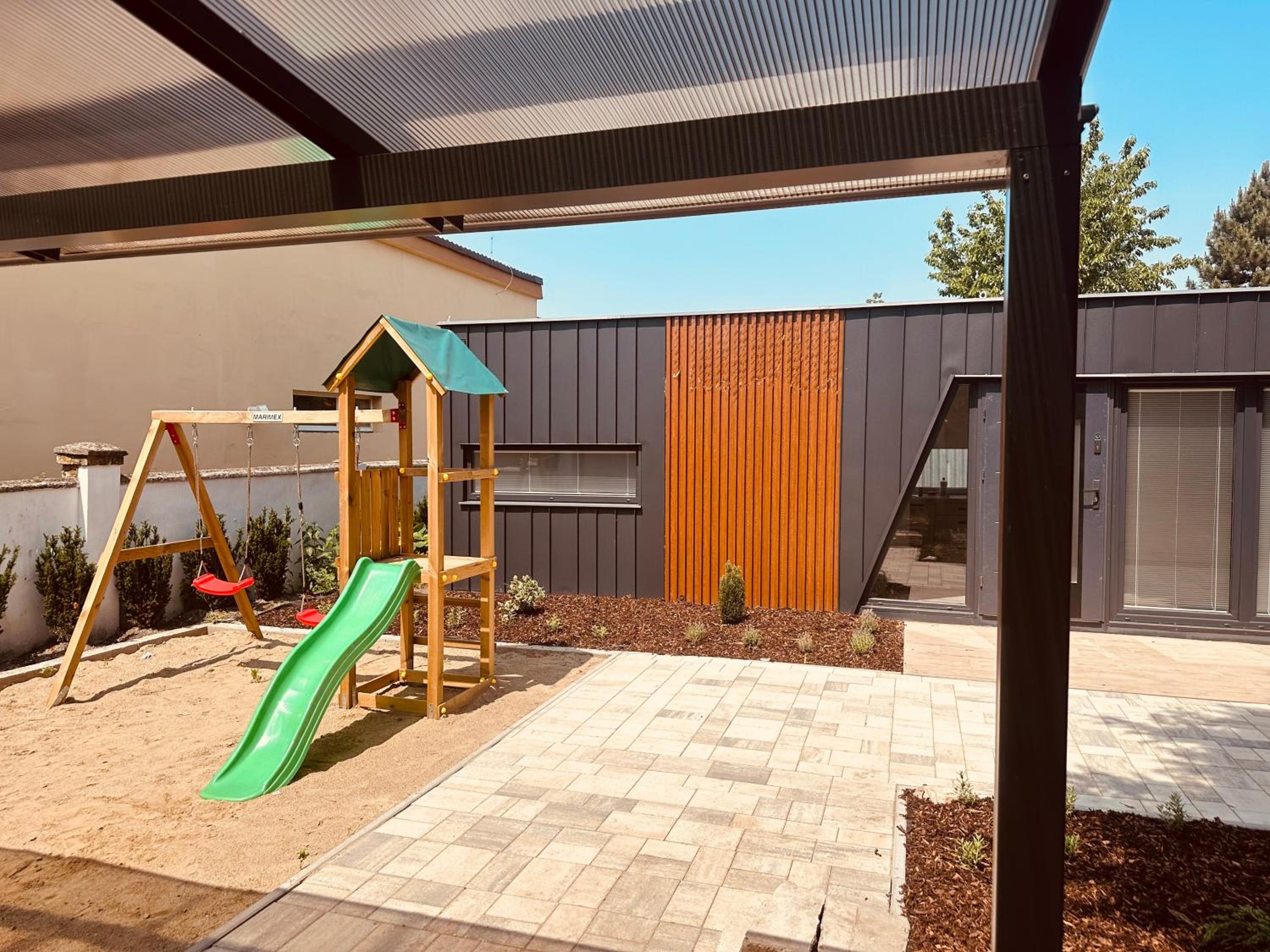 Residence 7 view 4