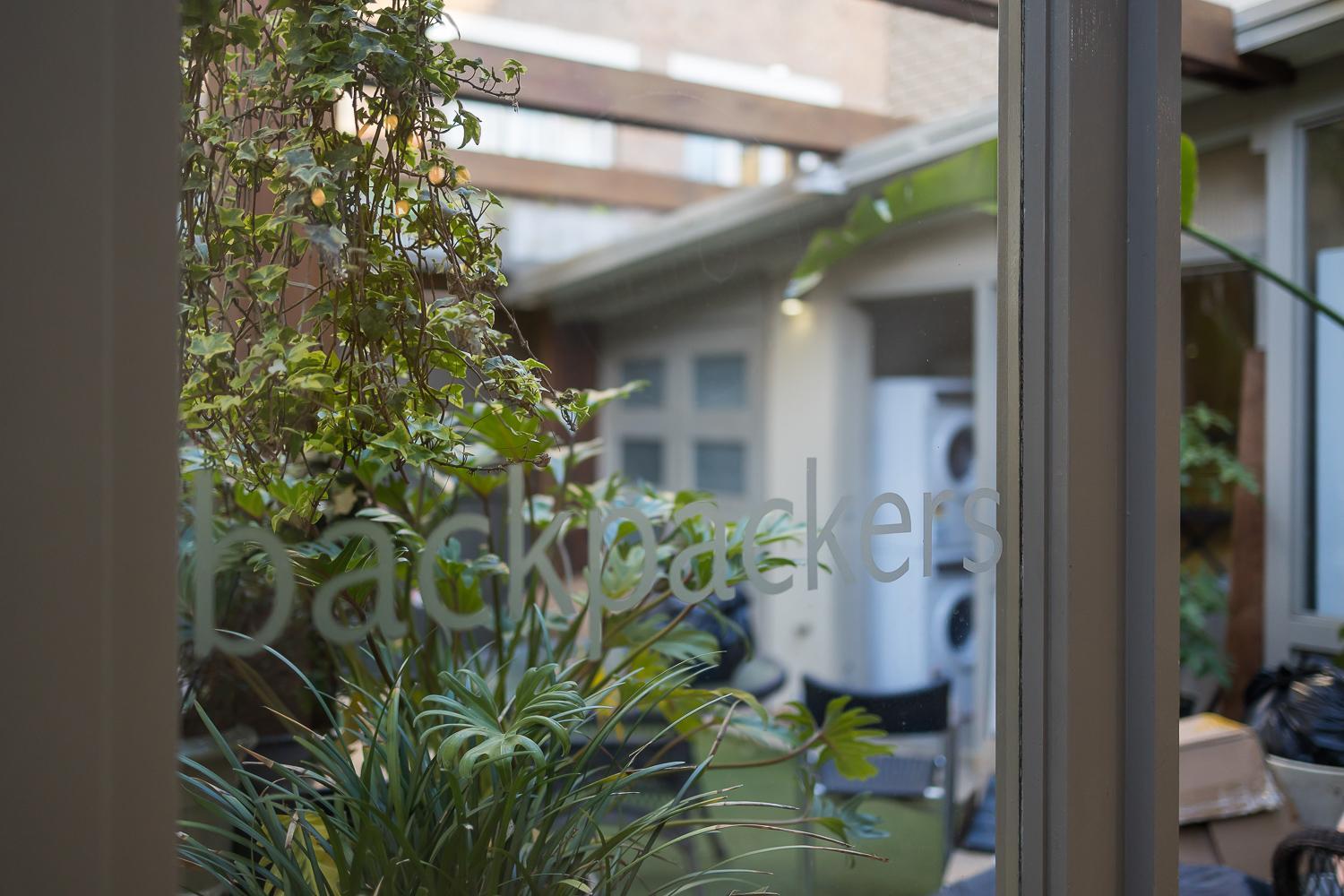 London Plane Backpackers