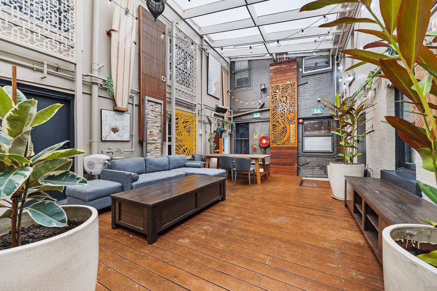 lounge