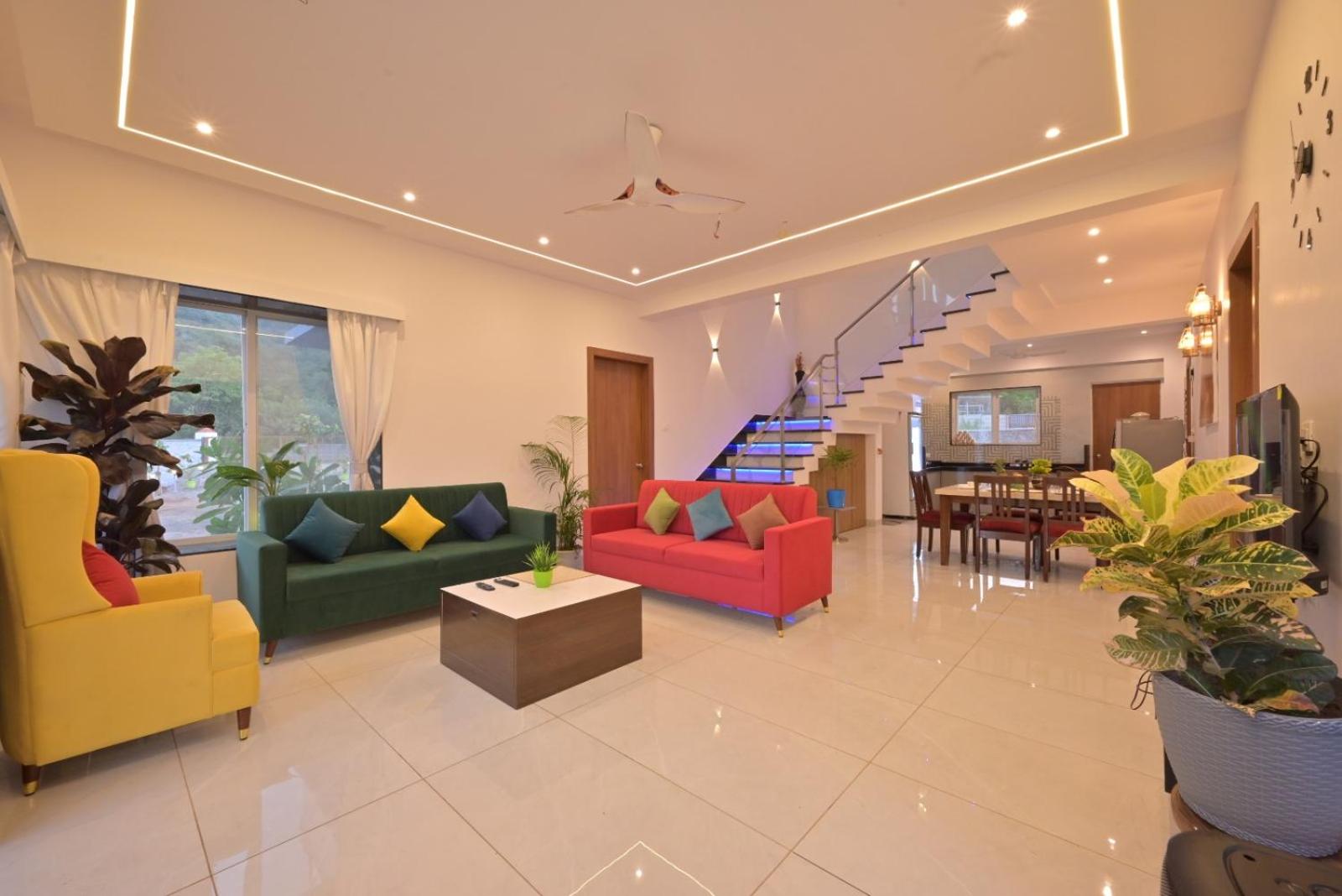White Castle Villa by Tropicana Stays view 5