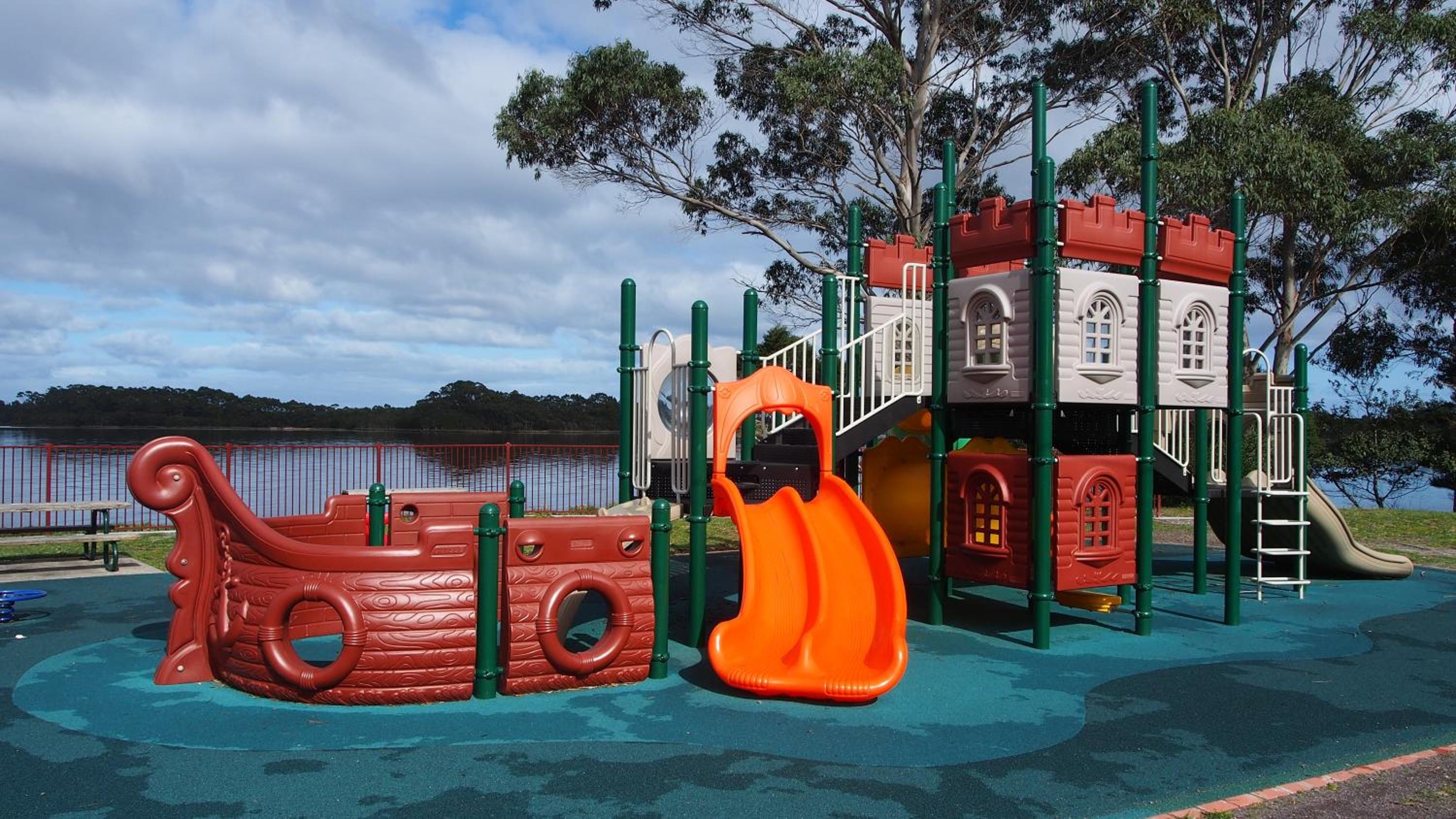 Strahan Retreat Holiday Park