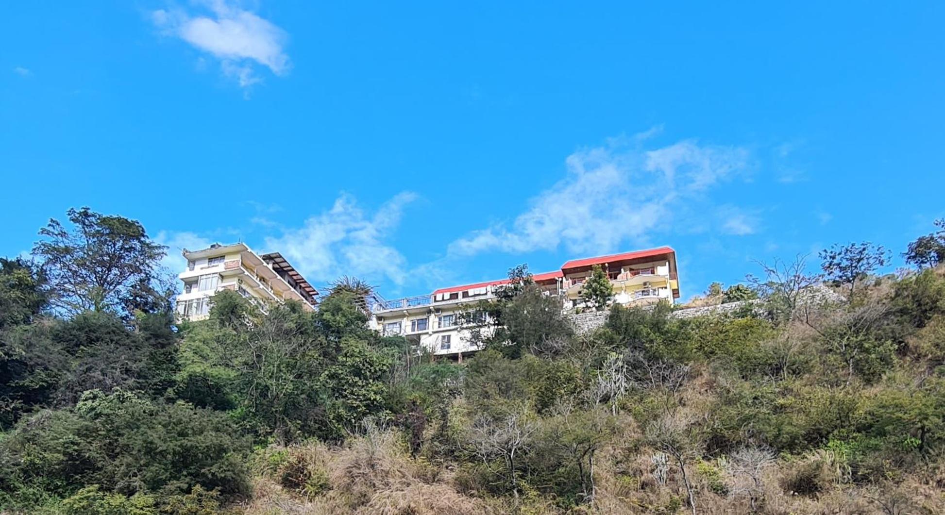 Riverside Resorts