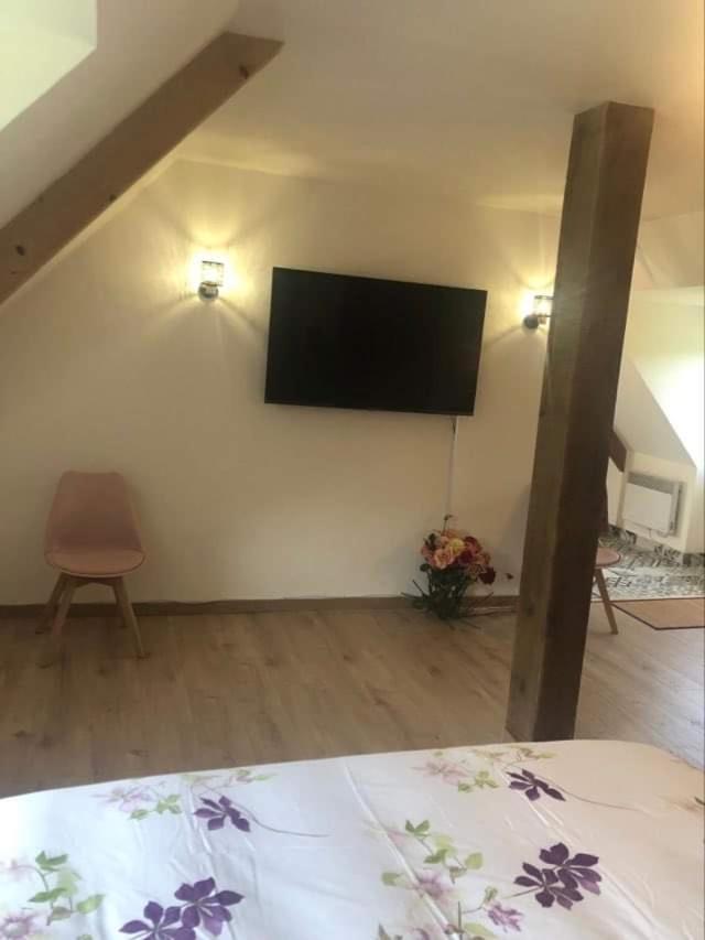 Manoir Melphil view 3