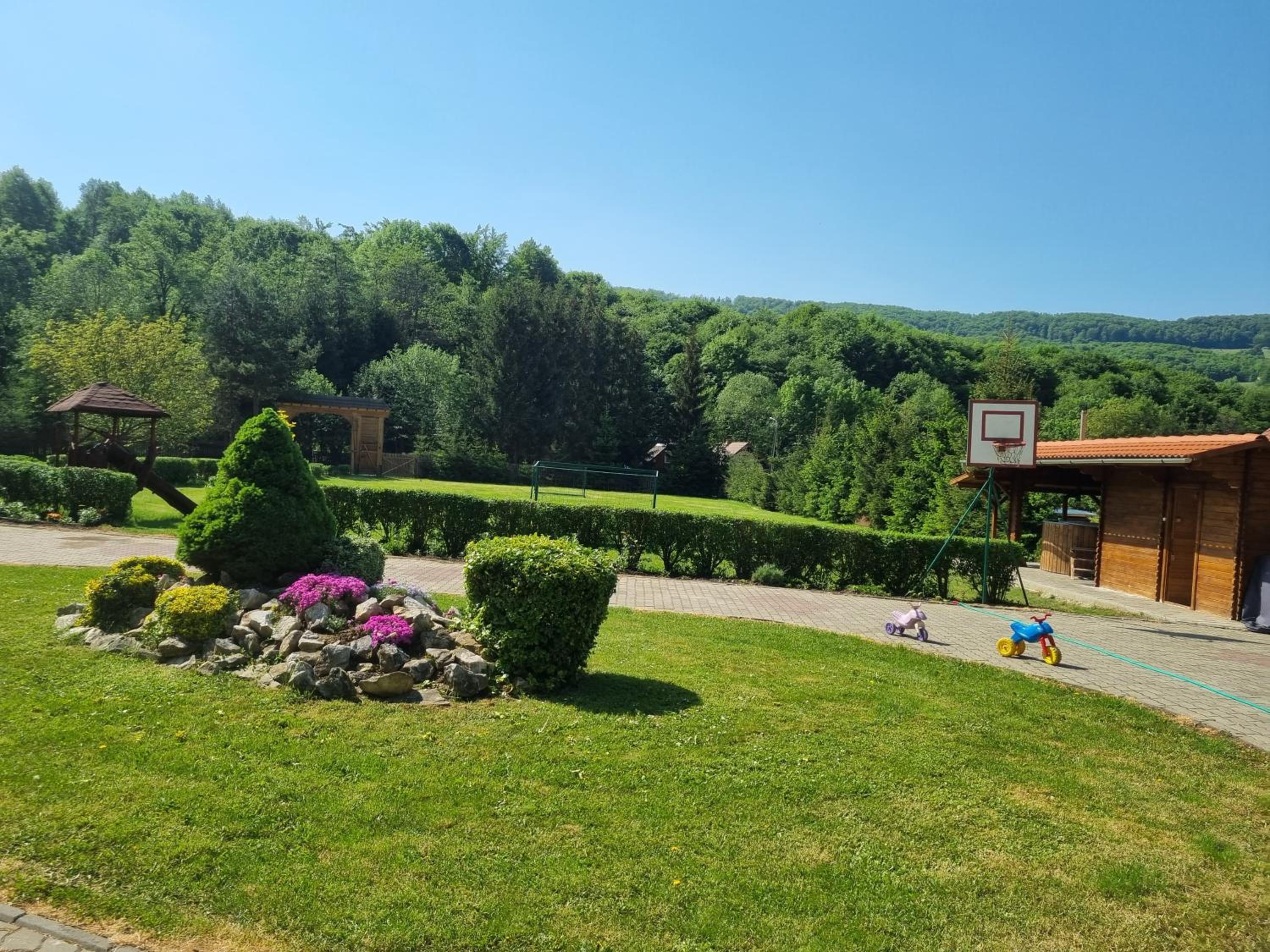 Photo 13