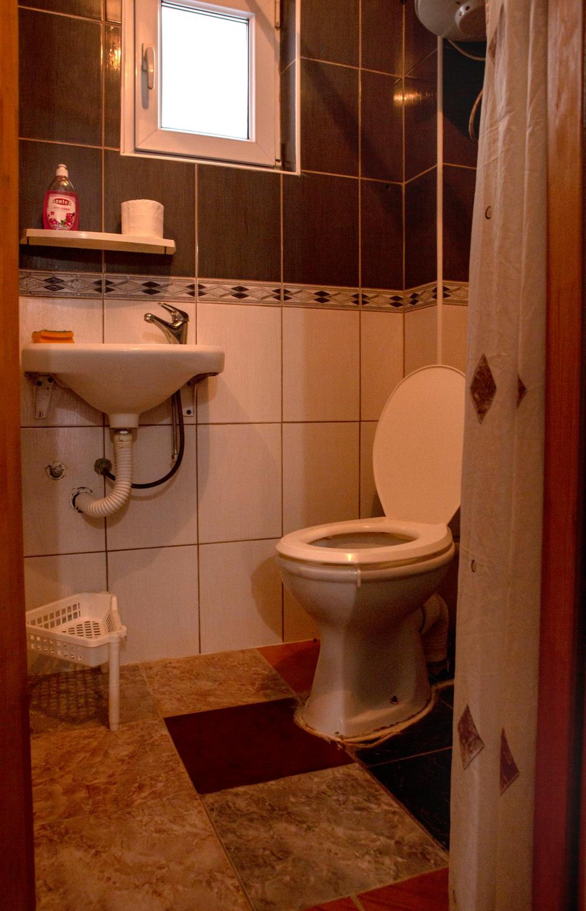 Photo 57