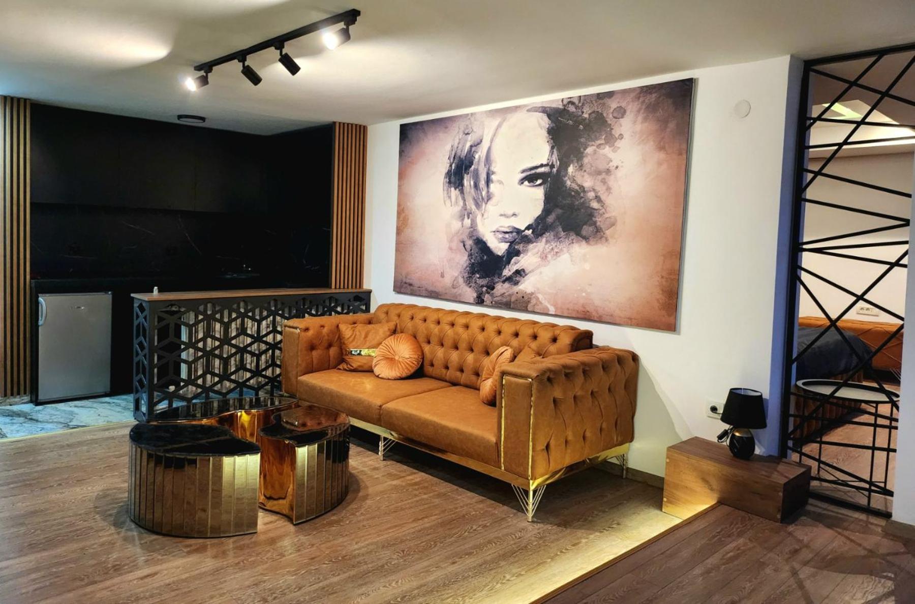 ELISA Rooftop Luxury Apartments
